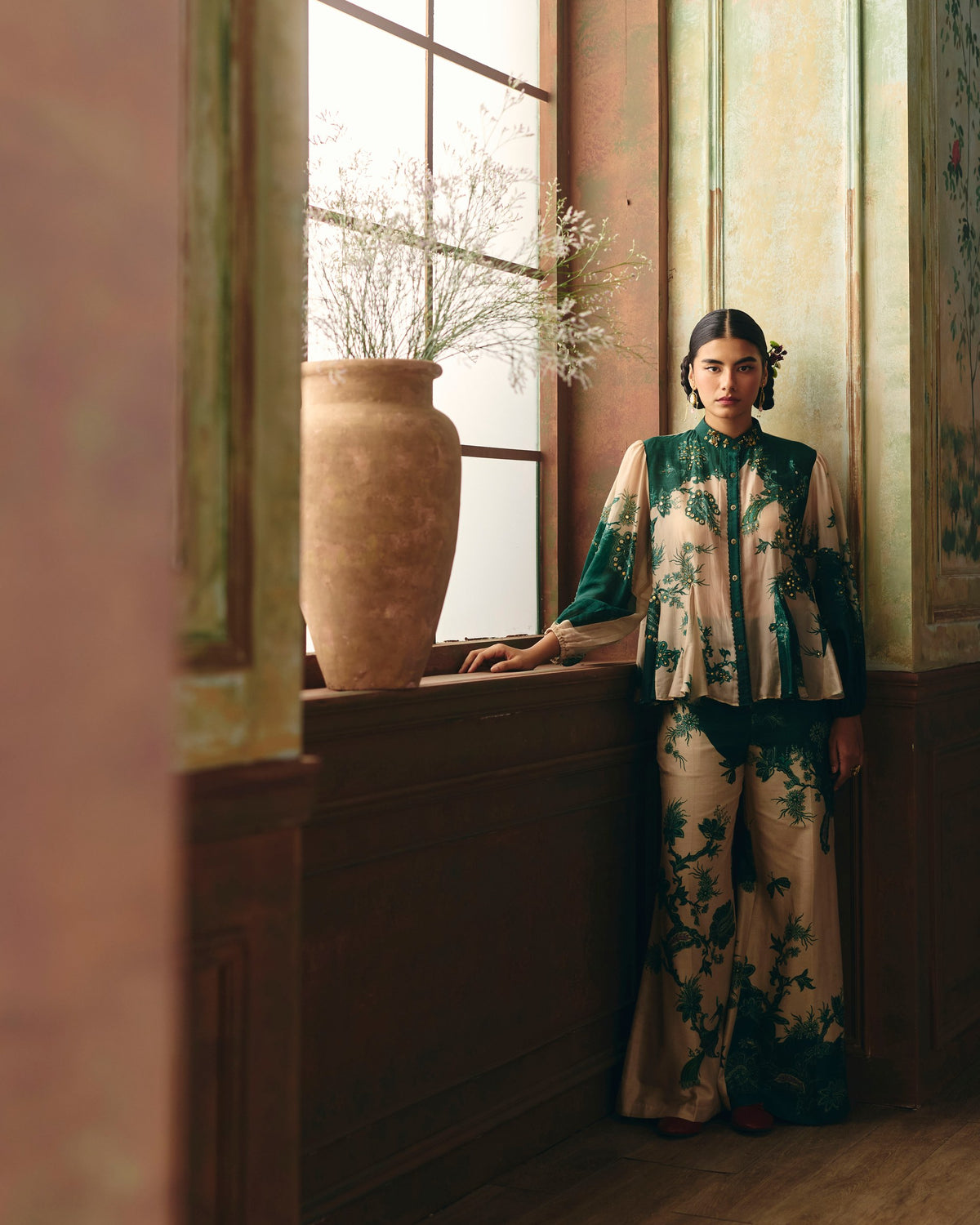 oriel shirt set in ivory and emerald green, image 1