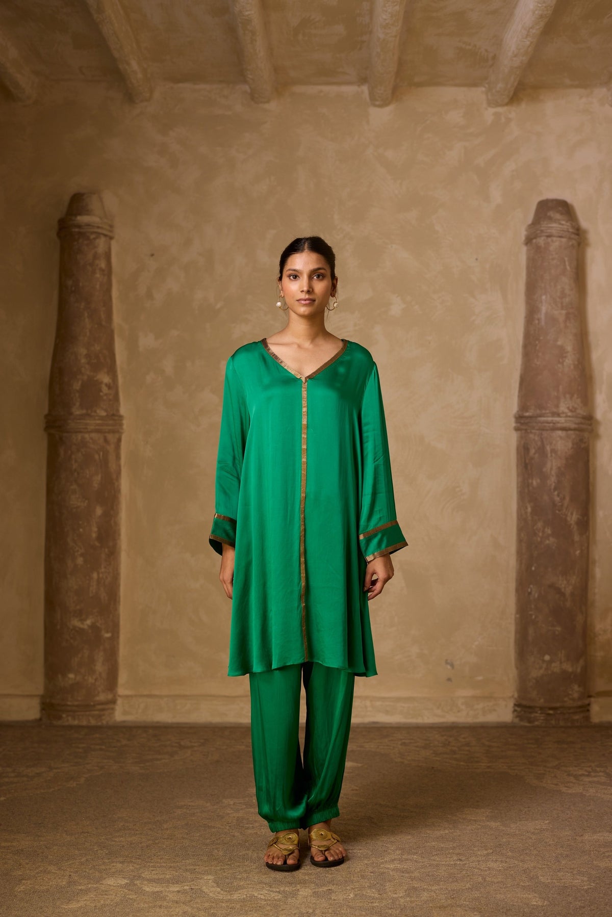 azra kurta set in green, image 1