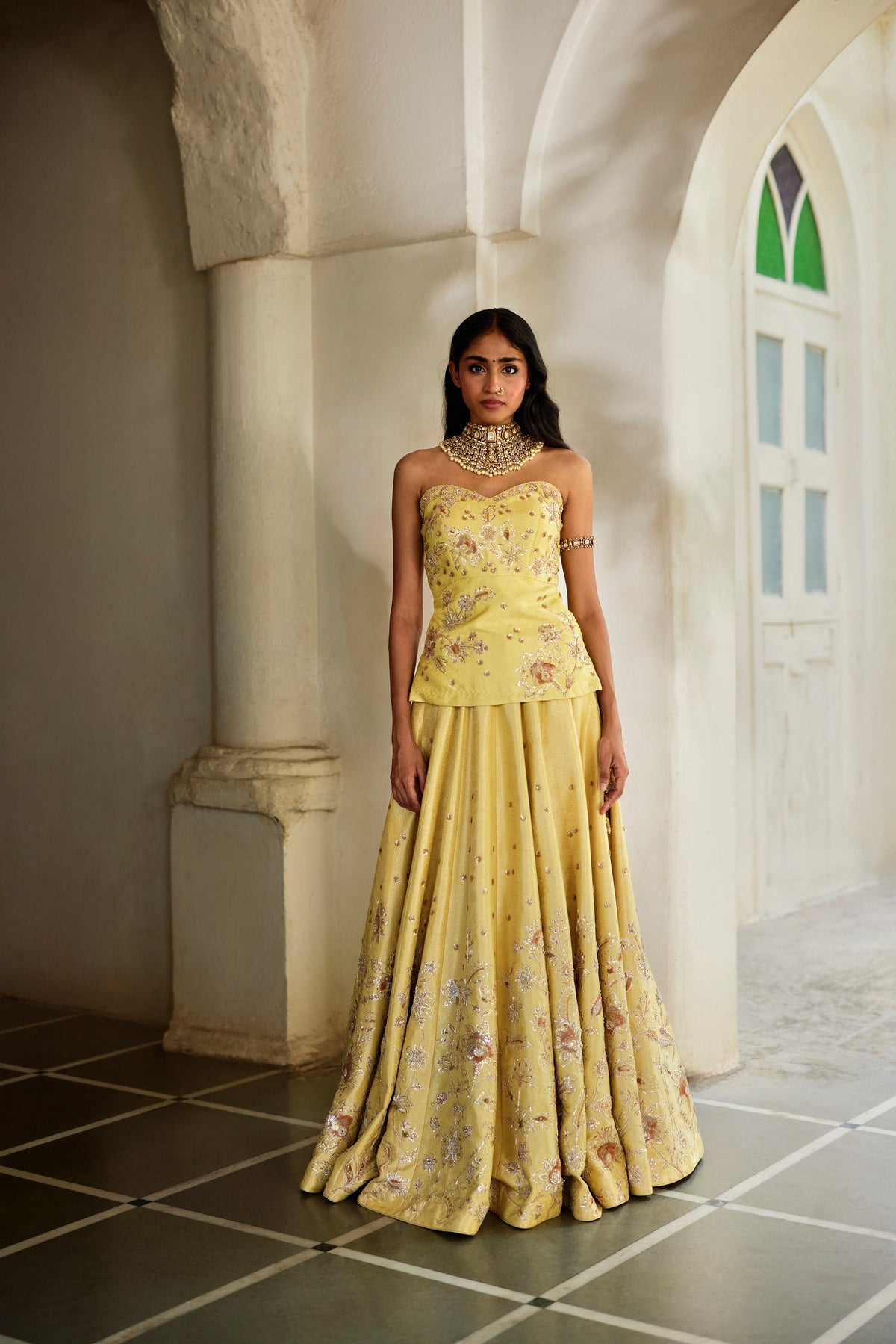 soft yellow jamavar corset lehenga set, image 1