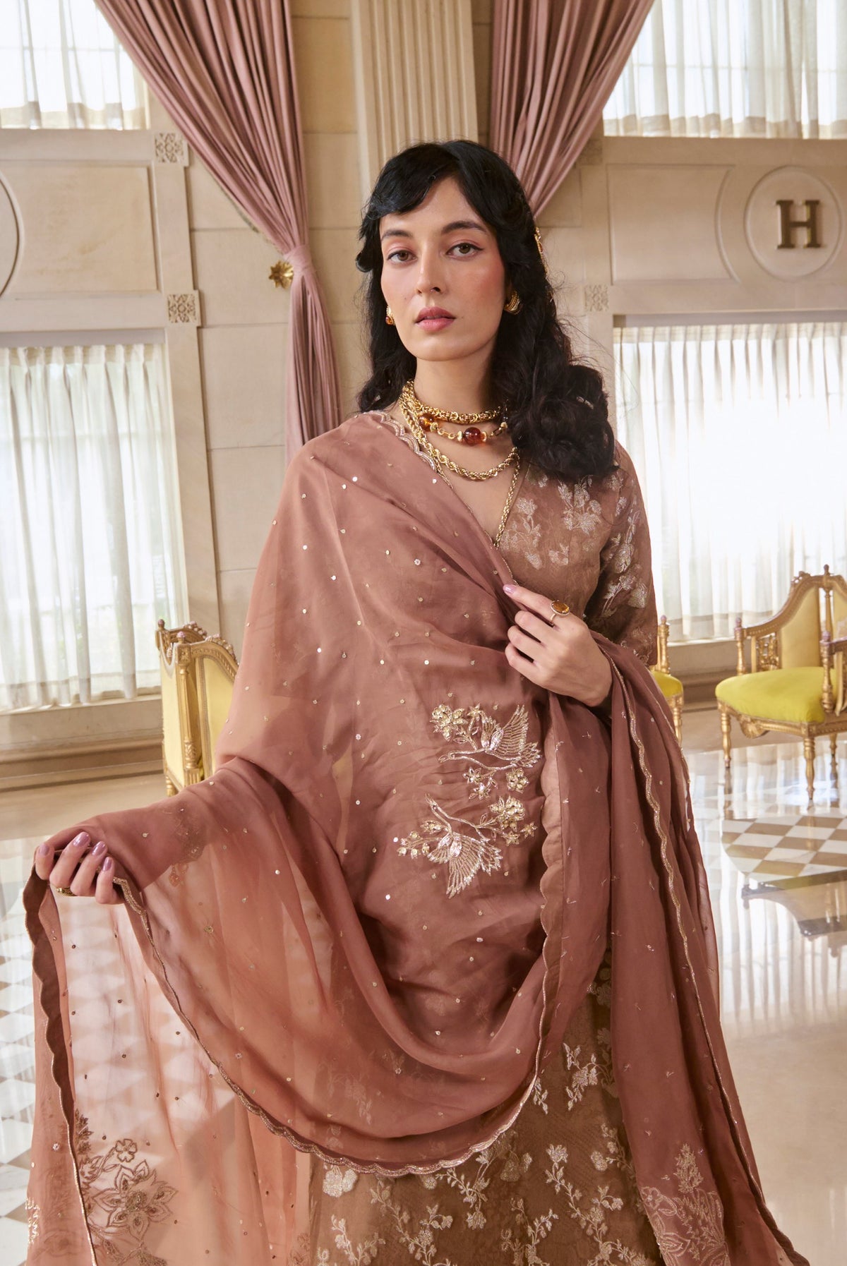 mocha brown jacquard kurta set with dupatta, image 3
