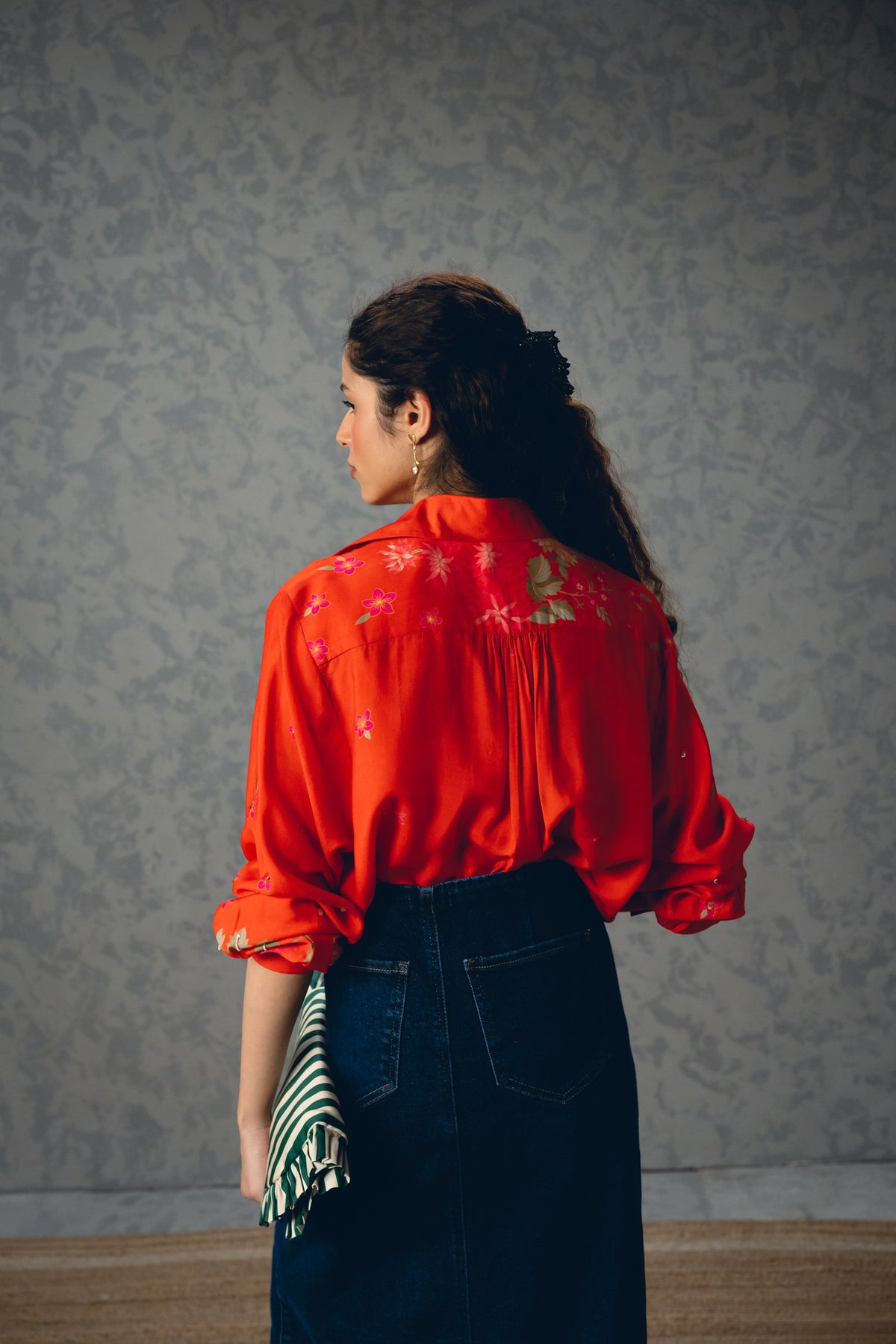 jade shirt in orange, image 4