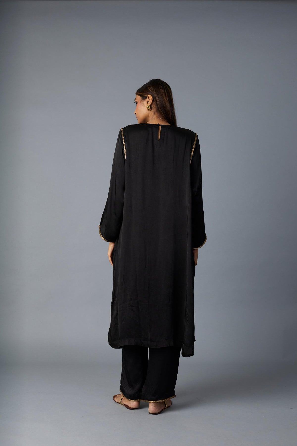 sabah kalidar kurta set in black, image 5