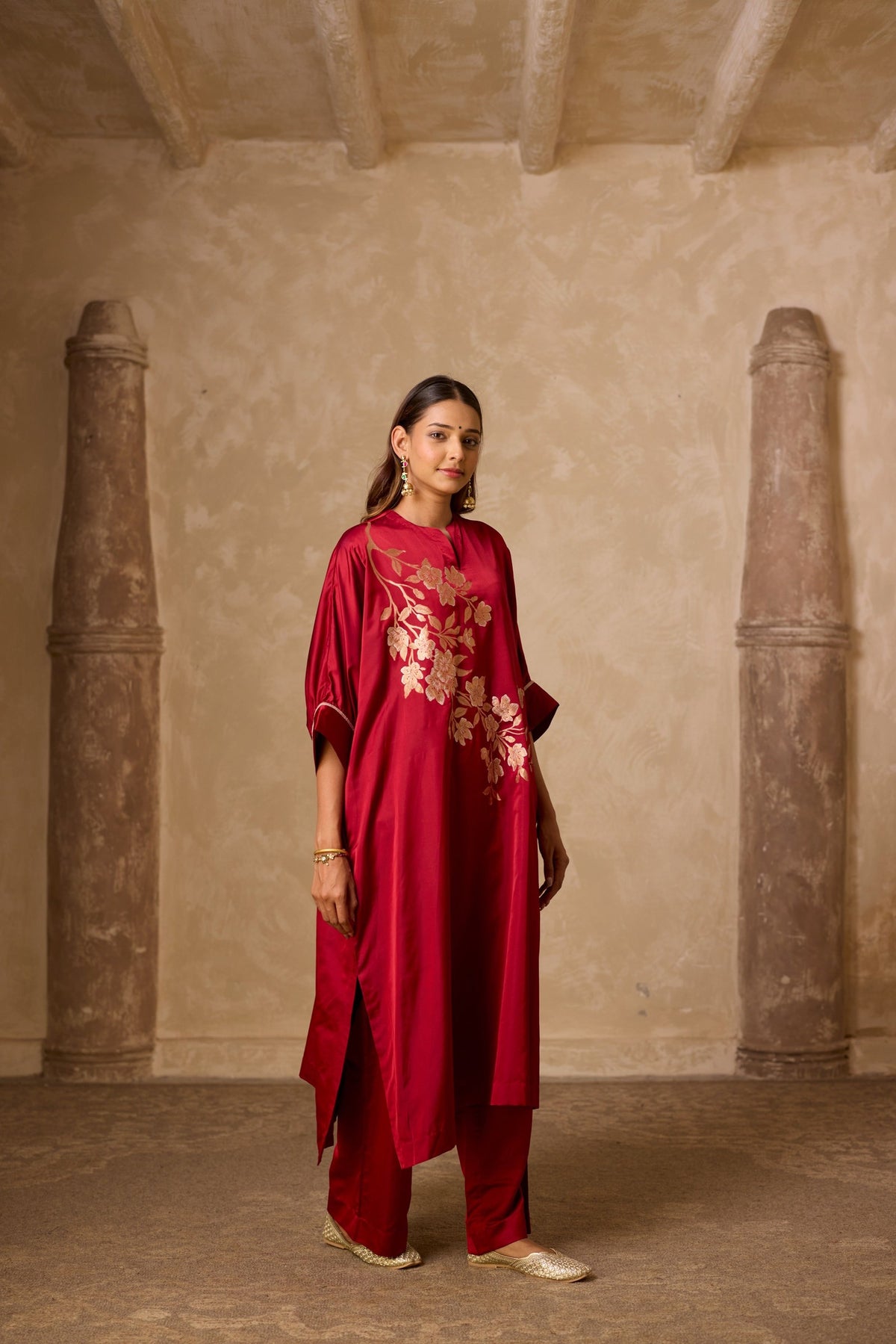 phool kaftan set in red, image 7