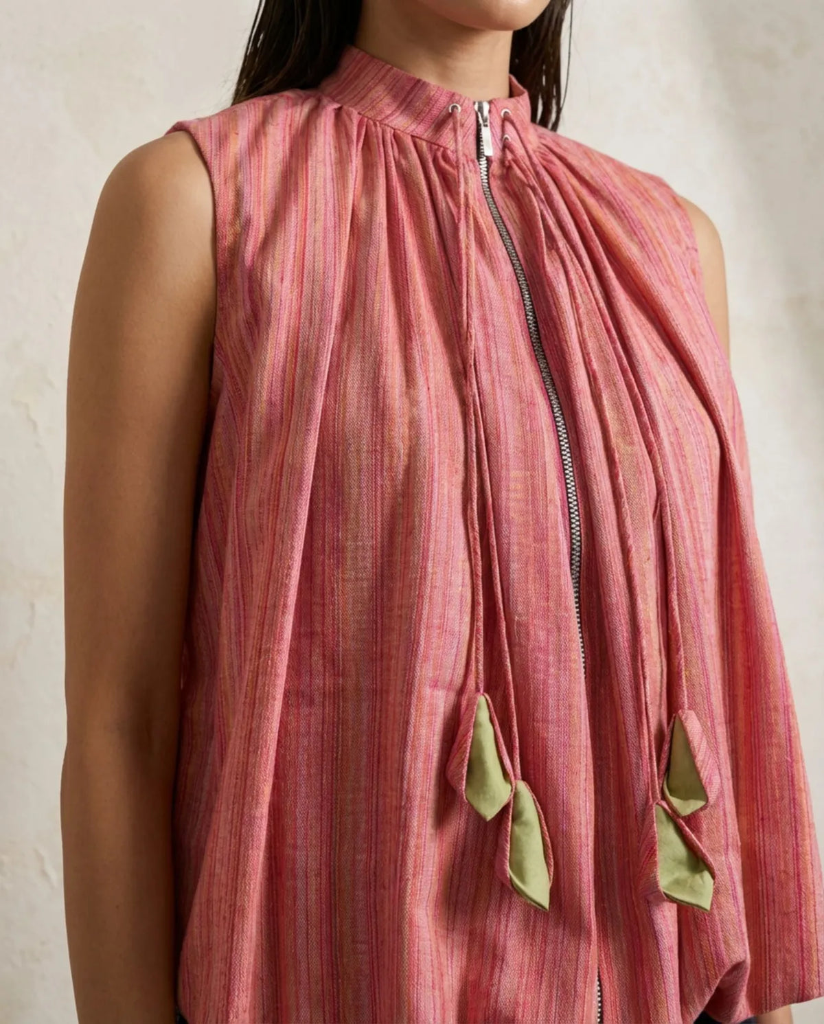 rosette fold top, image 4