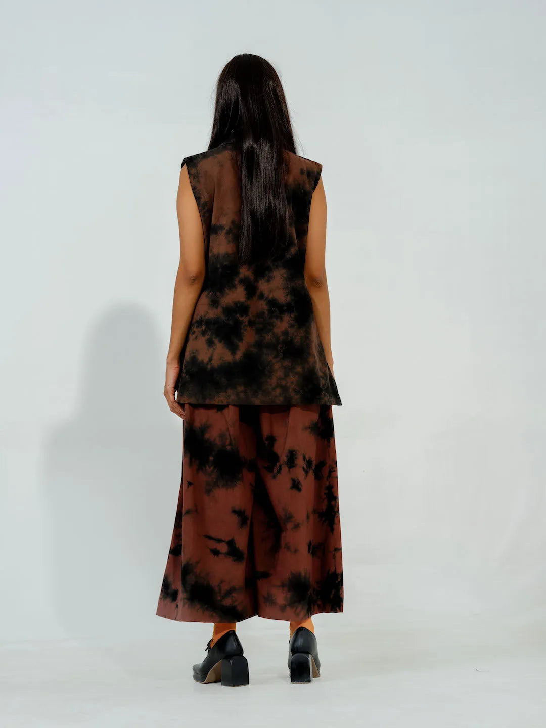 brown sugar pants, image 2