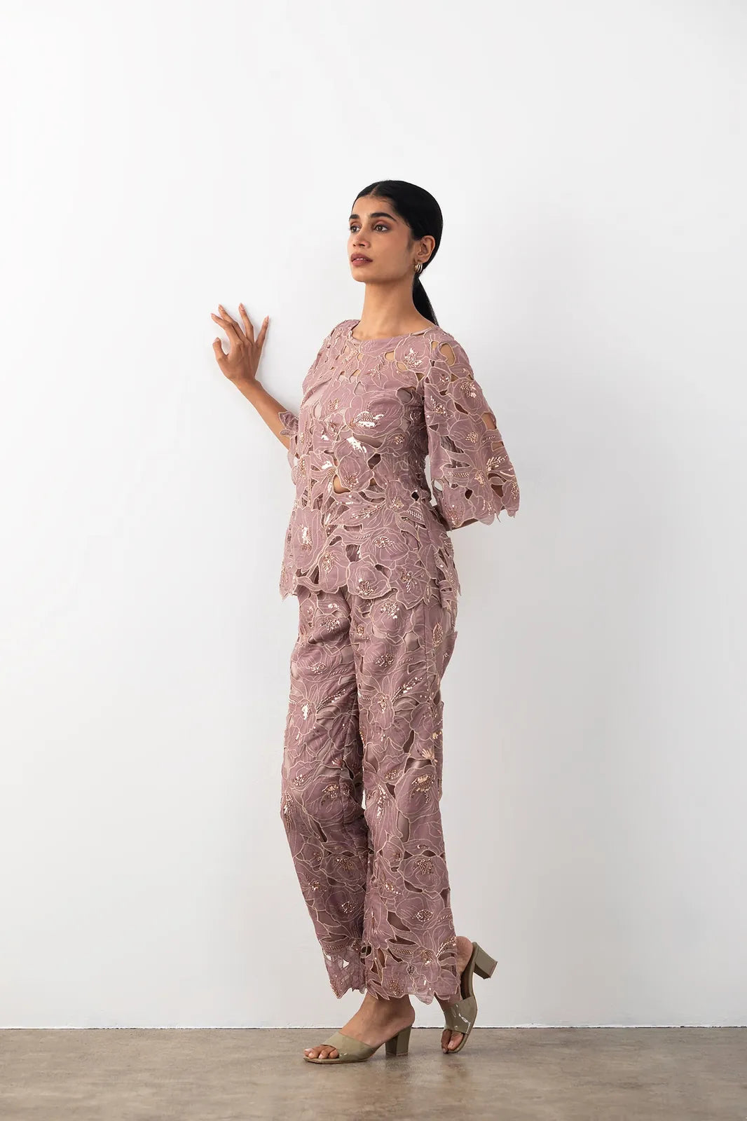 cutwork coord, image 10