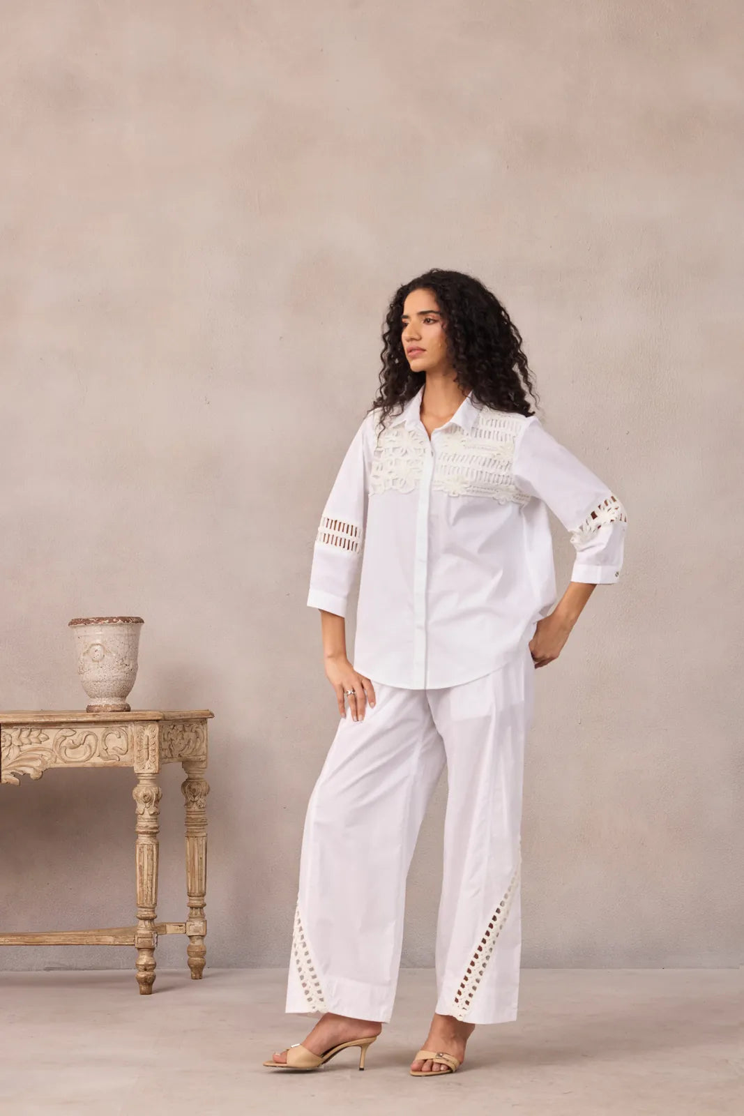 eleanor set, image 2