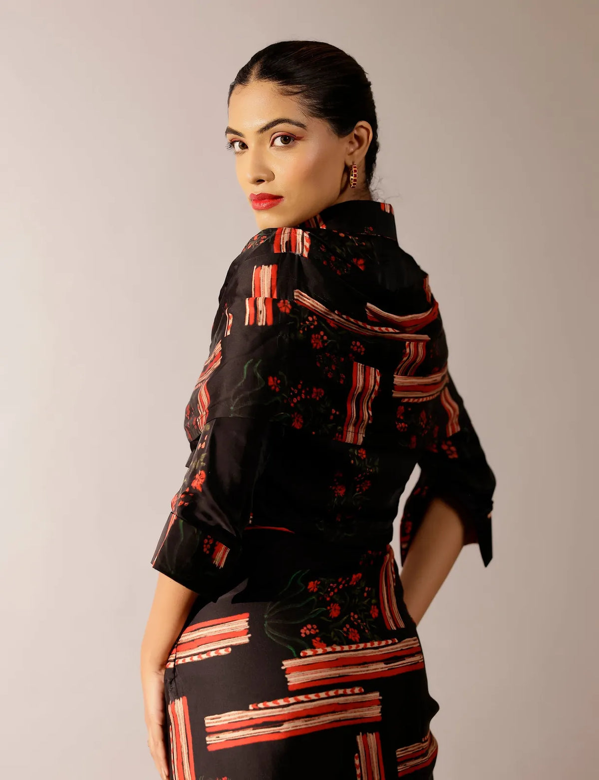 johri shirt paired with hand draped skirt, image 4