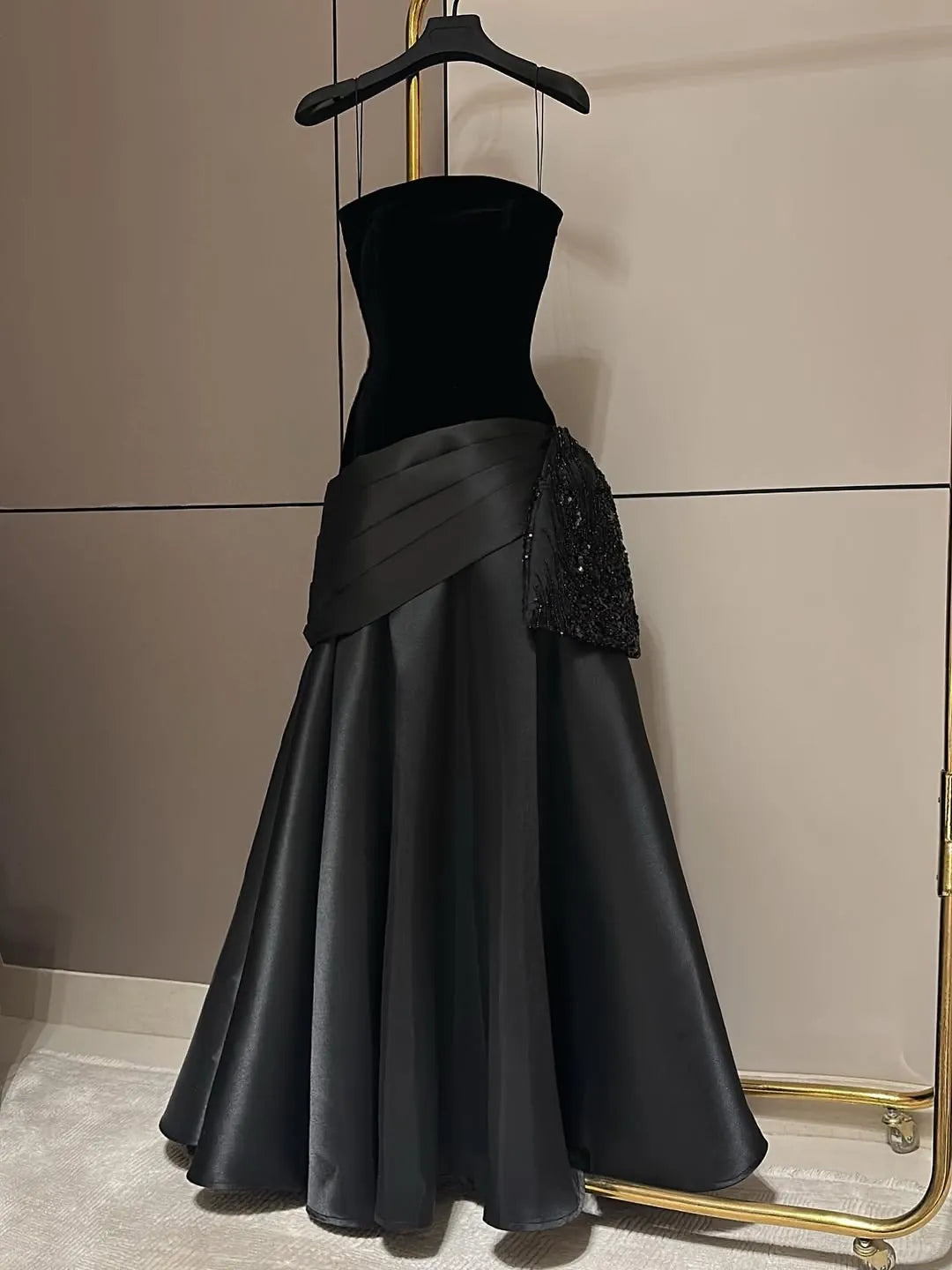 midnight majesty gown, image 2