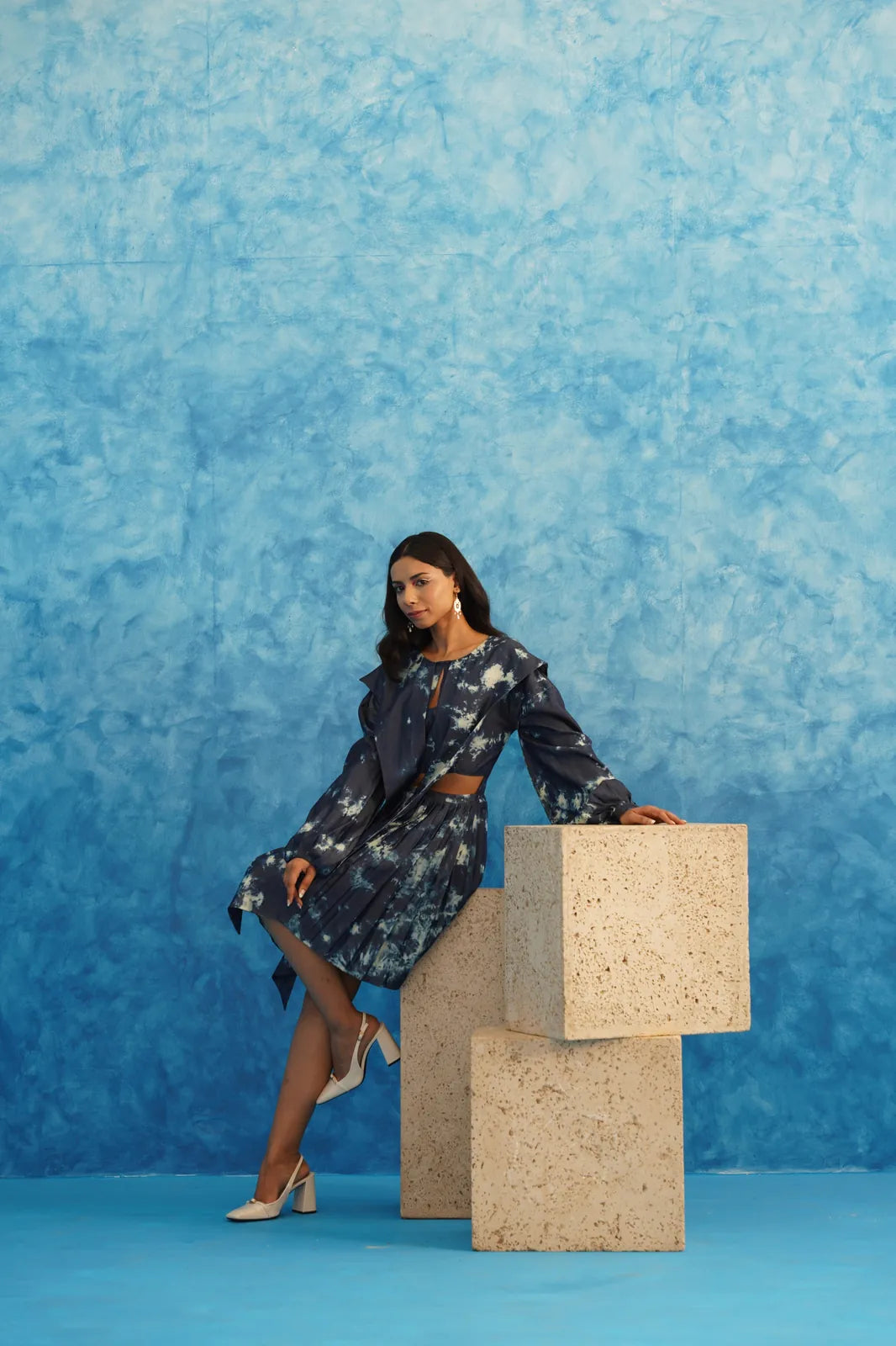 shibani khanna in mia thermopolis dress, image 5