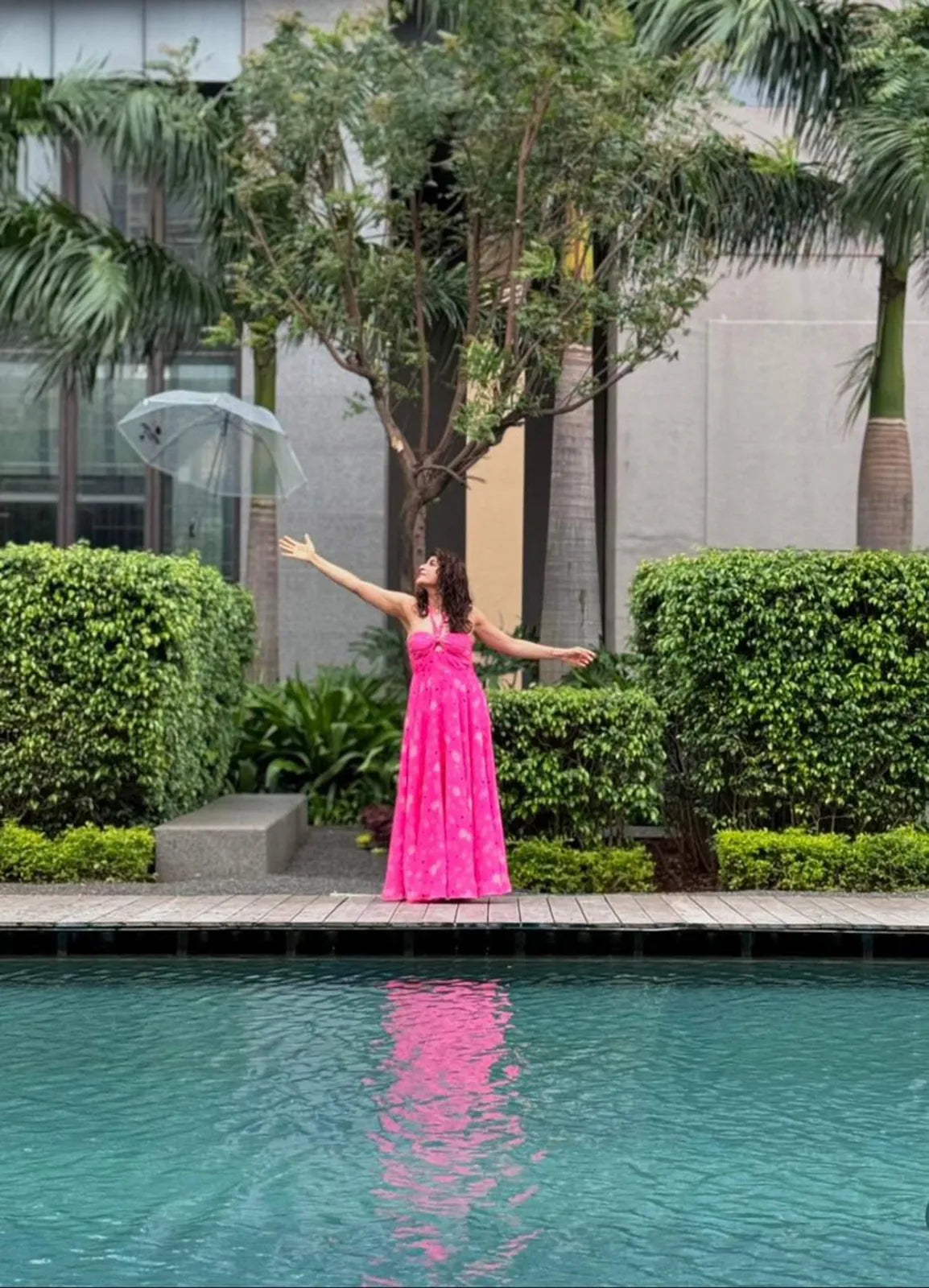 tahira kashyap in alice in wonderland, image 5