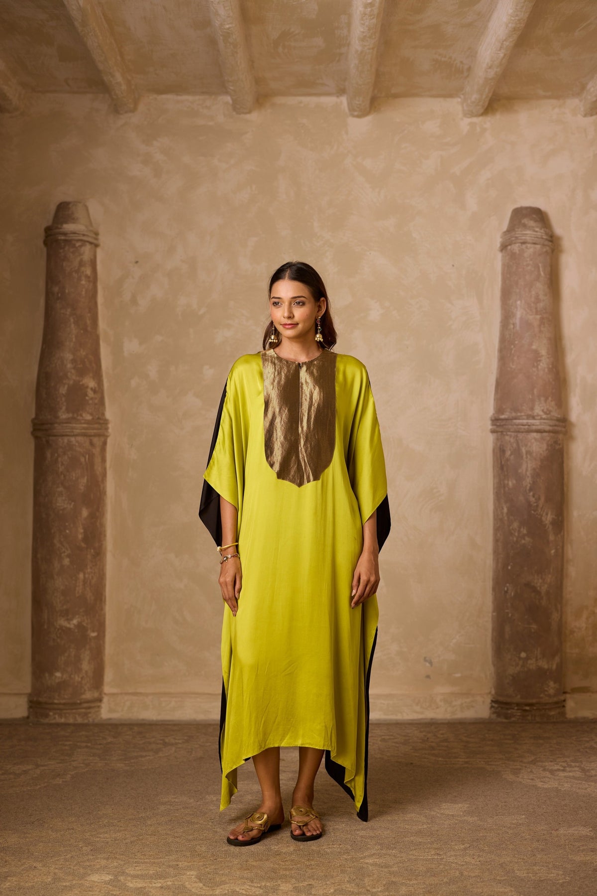 haar kaftan in lime green & black, image 1
