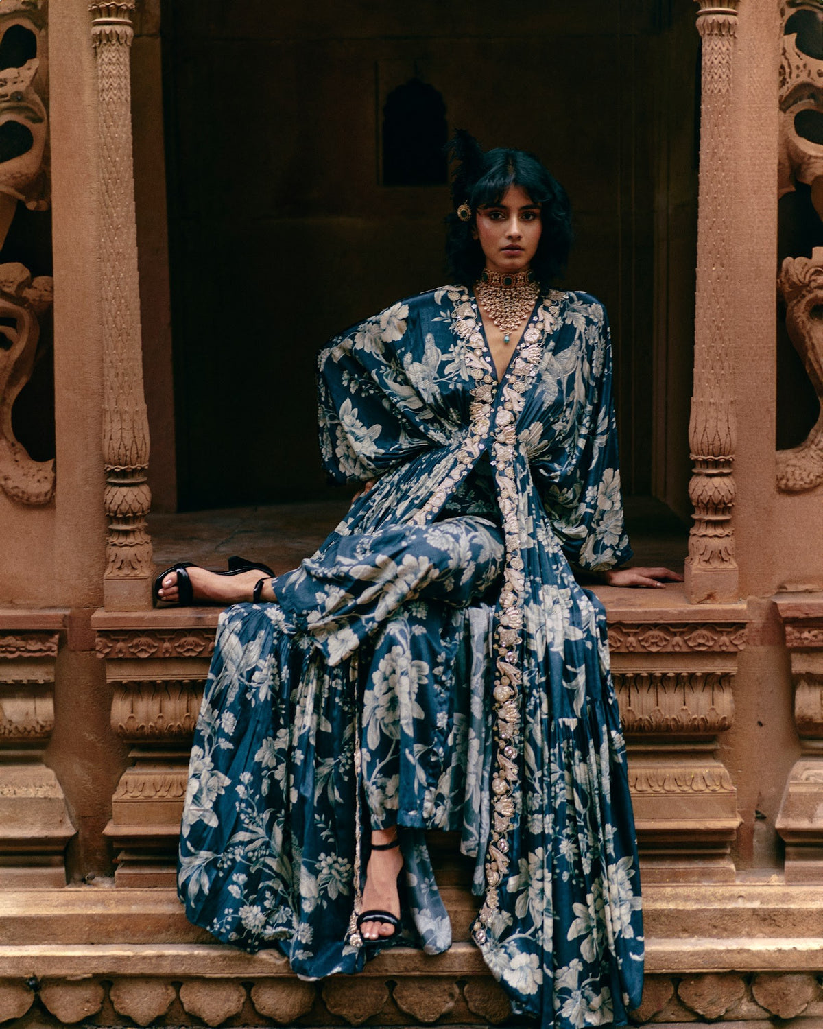 blue floral jaal print kaftan set, image 1