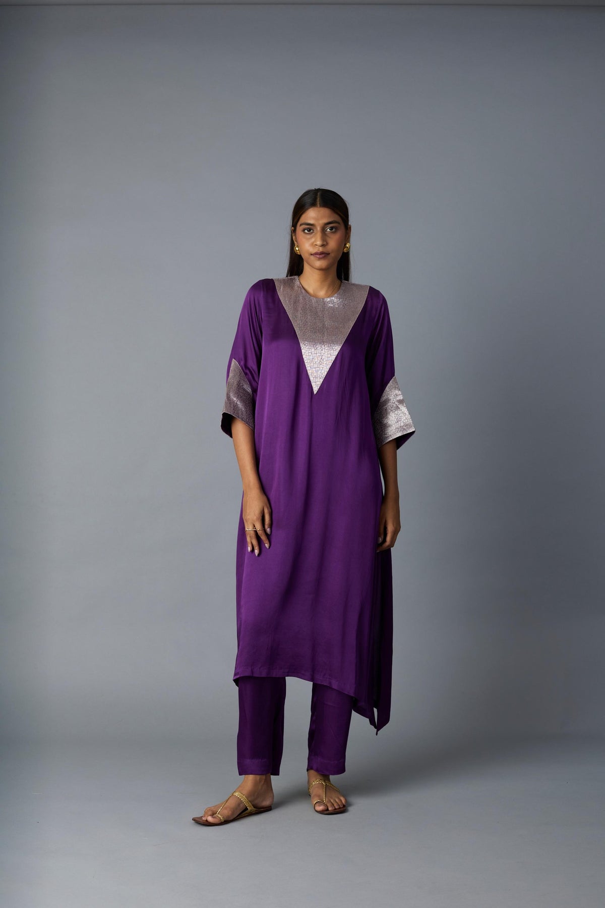 tikona kurta set in purple, image 1