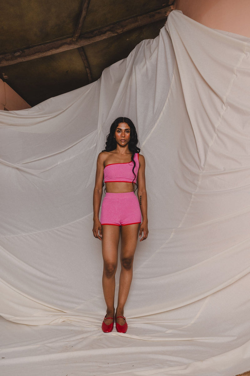 Midi Shorts in Pink