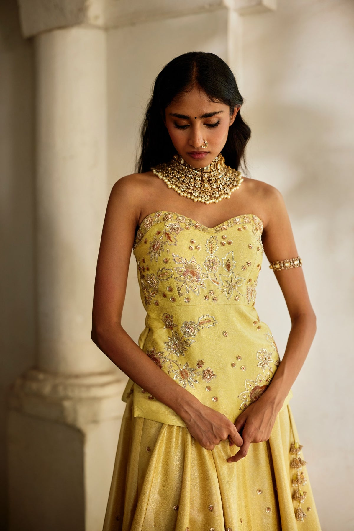 soft yellow jamavar corset lehenga set, image 2