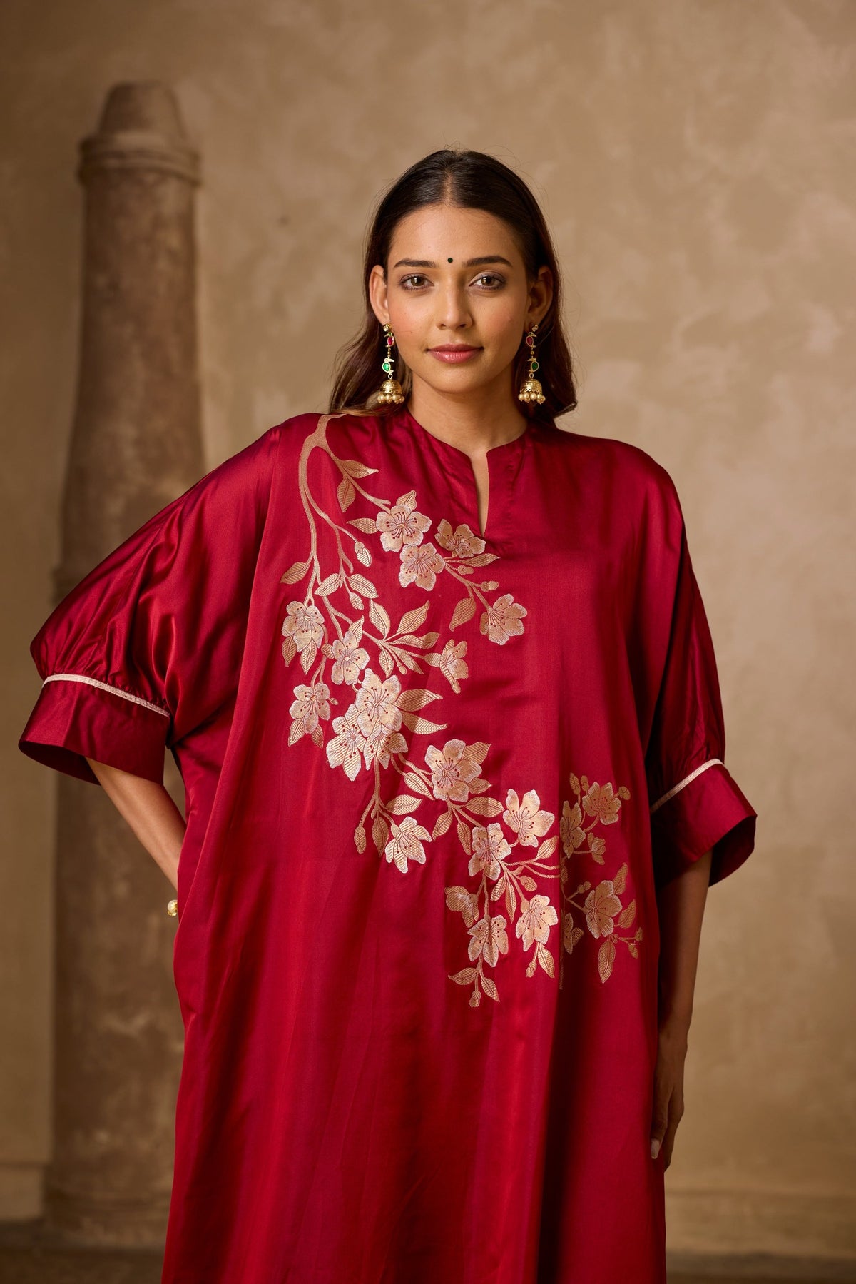phool kaftan set in red, image 2