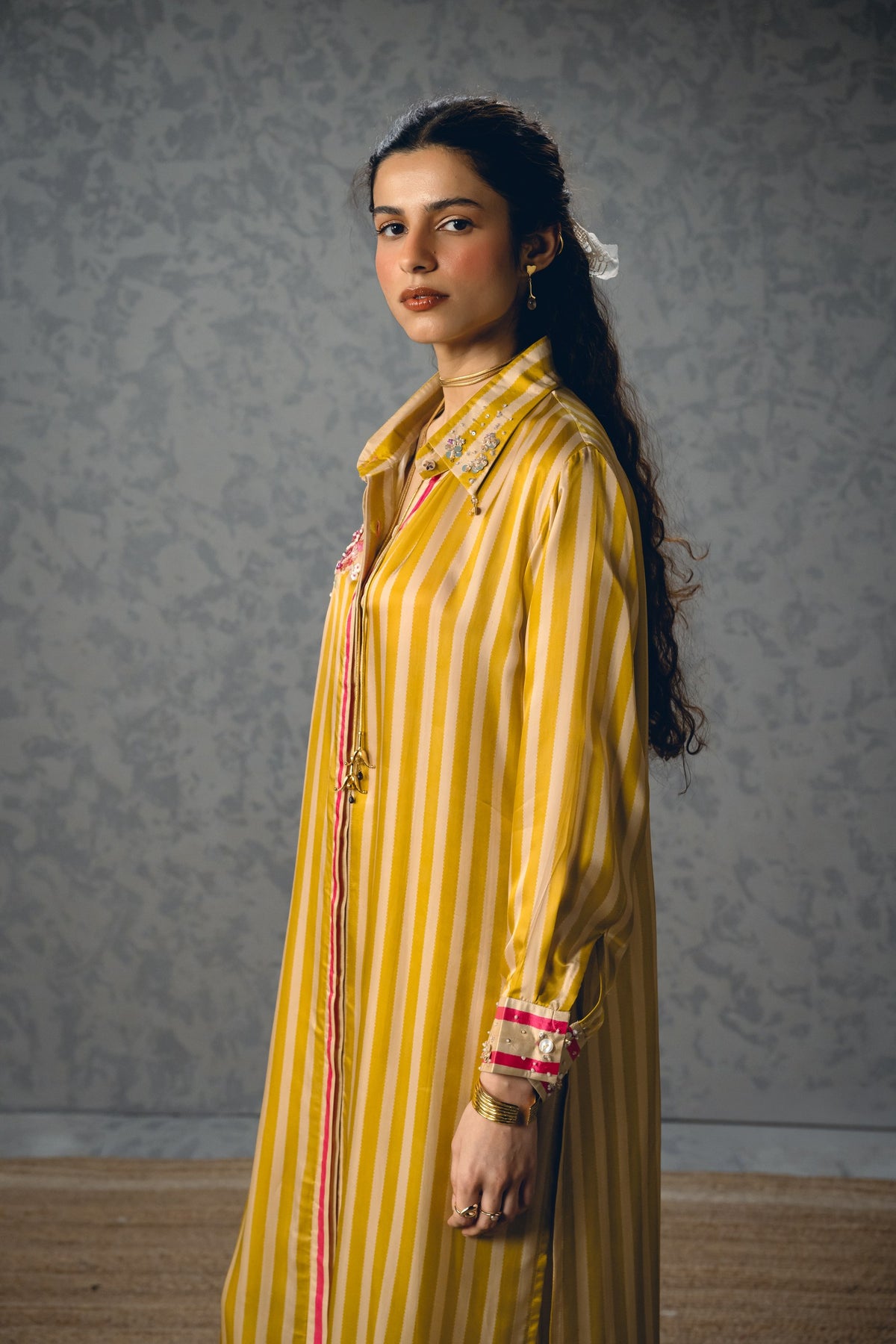 lacey kurta set in mustard, image 3