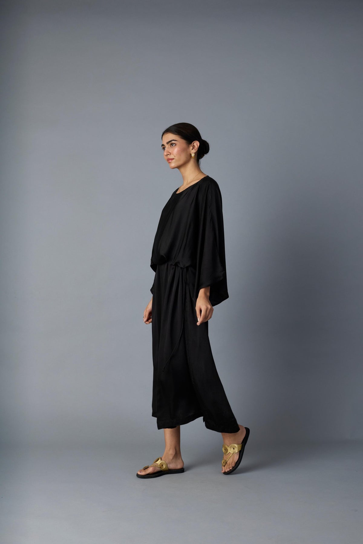 batwing dress in black, image 3