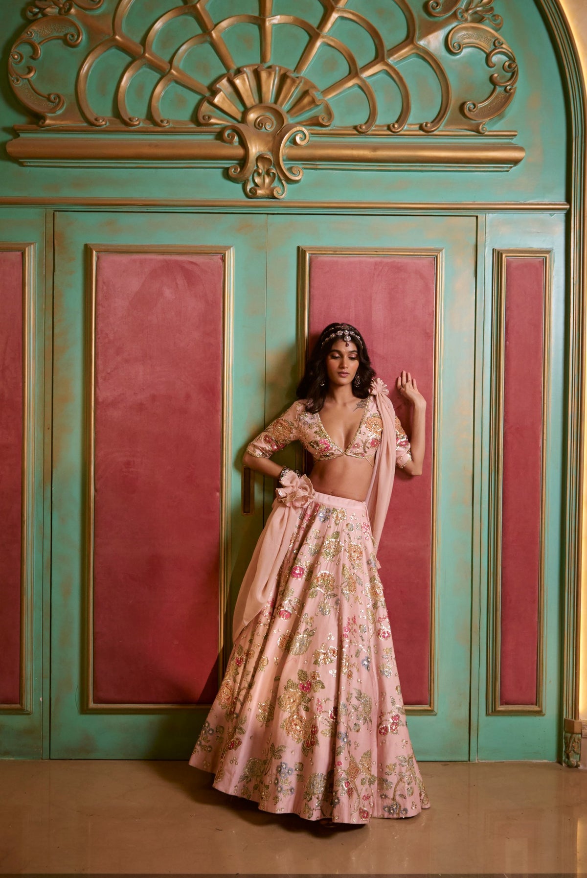 misty rose aari embroidered lehenga set, image 3