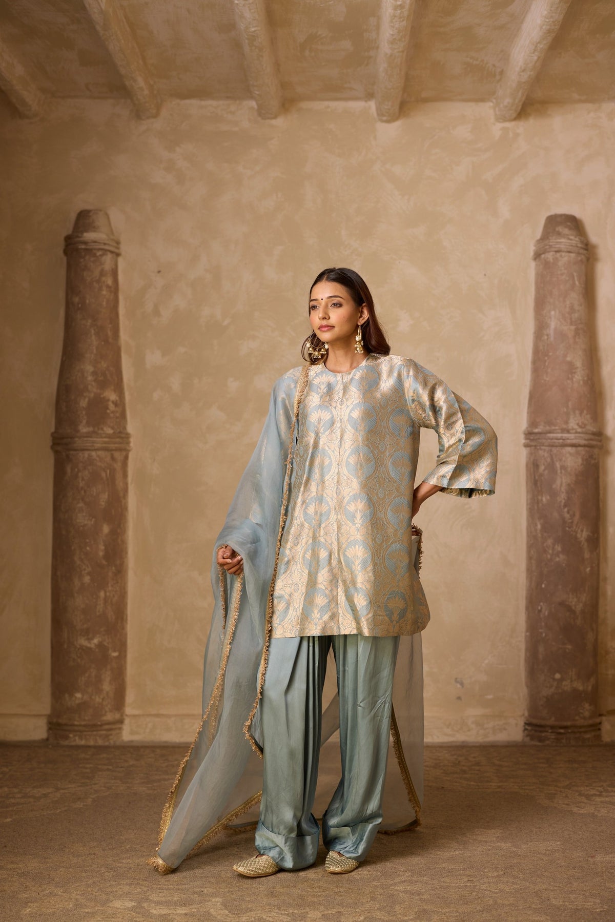 naaz farshi set in powder blue, image 3