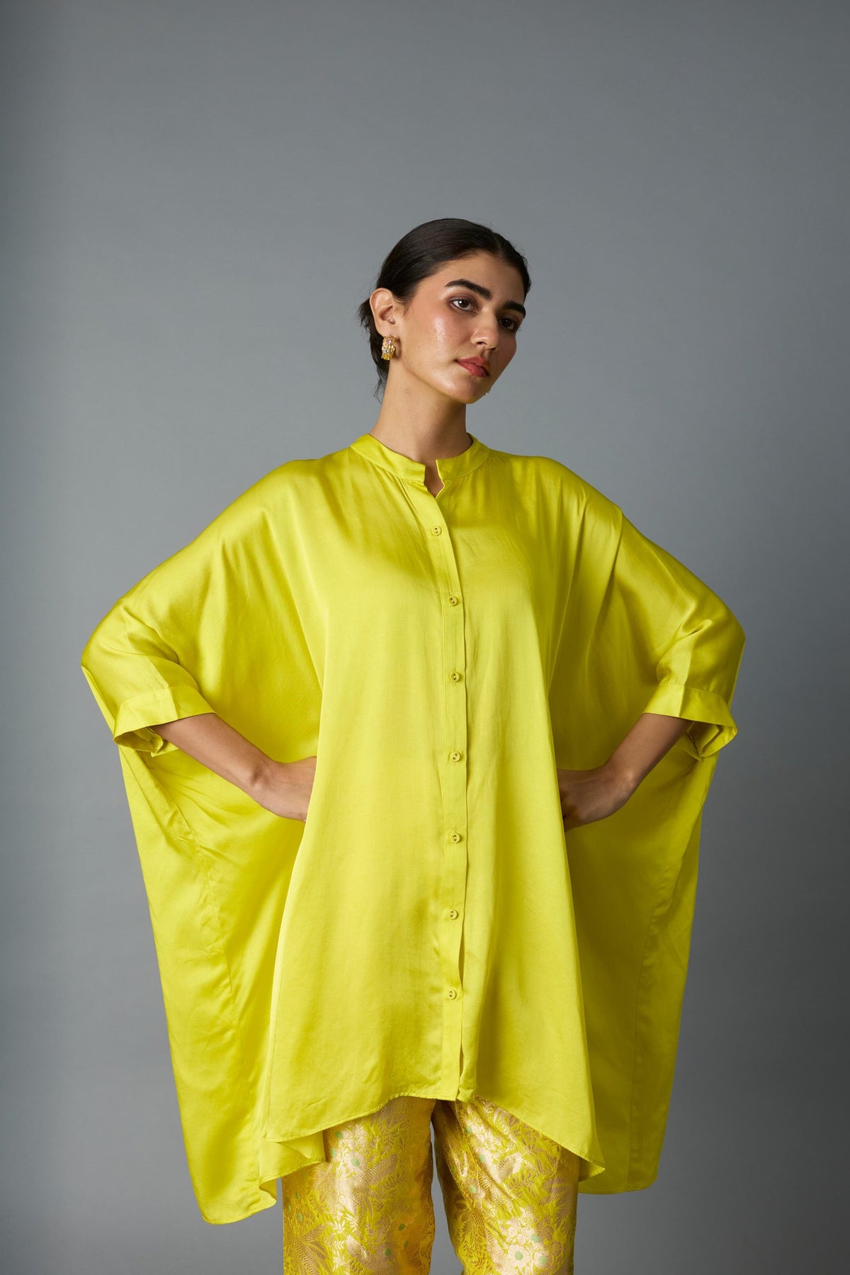 zoha anti-fit shirt in lime, image 3