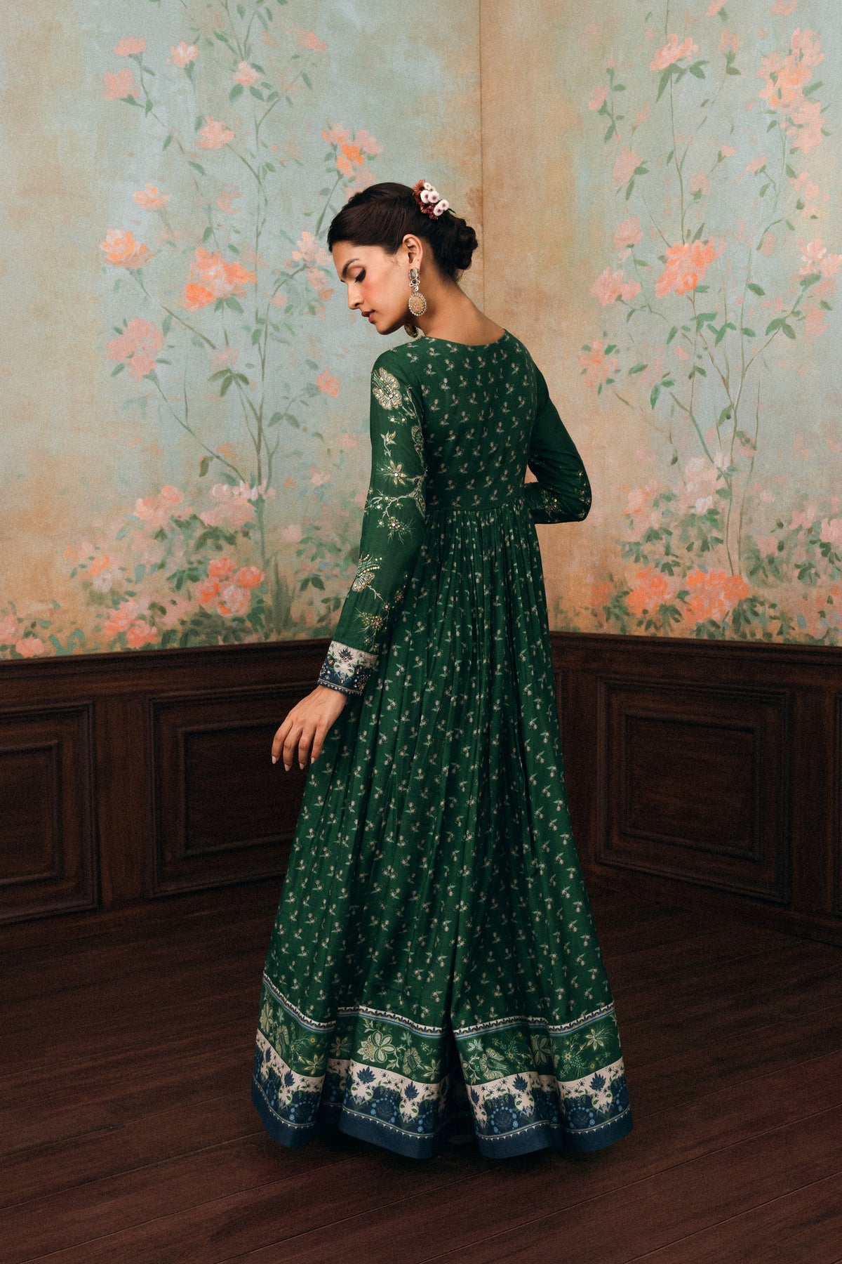 erika anarkali set, image 5