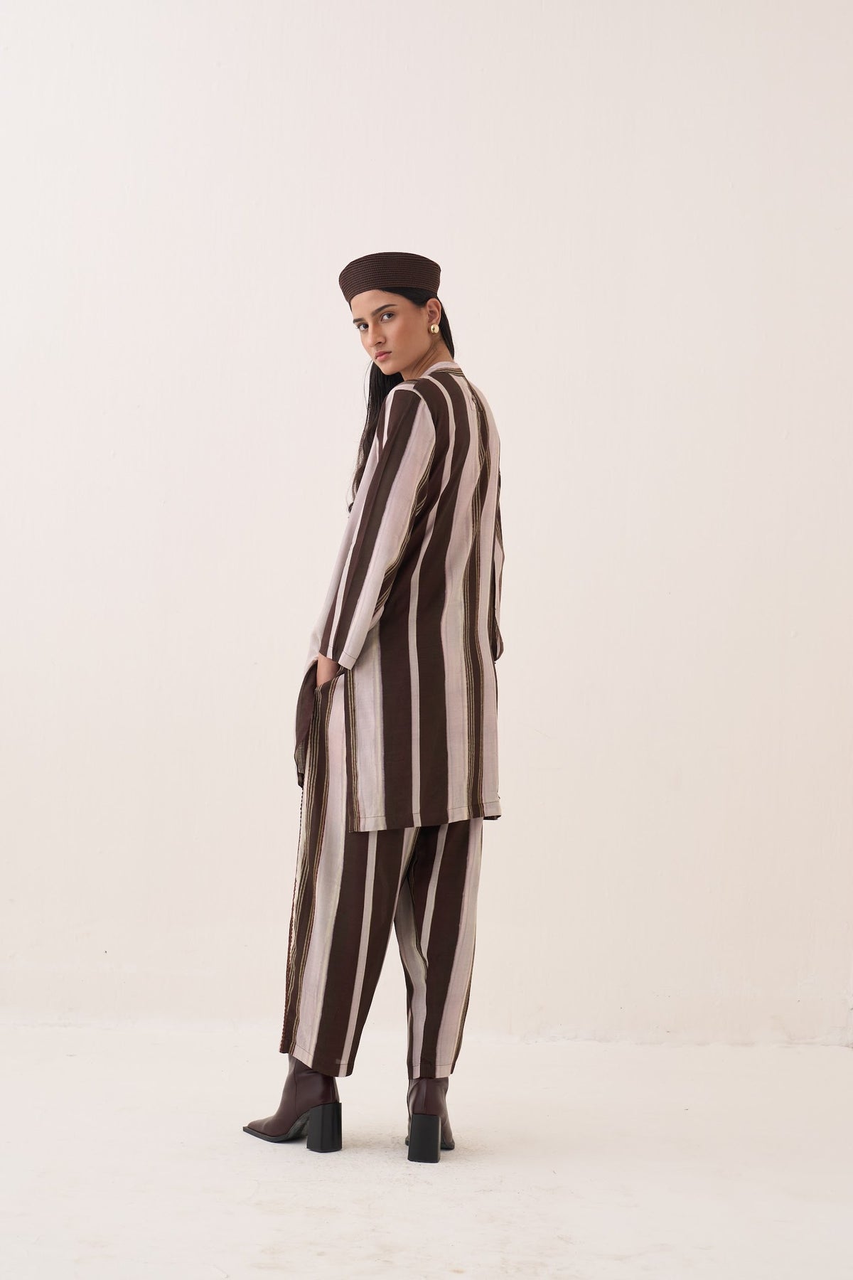 shyam mantesh kd kurta set — image 5