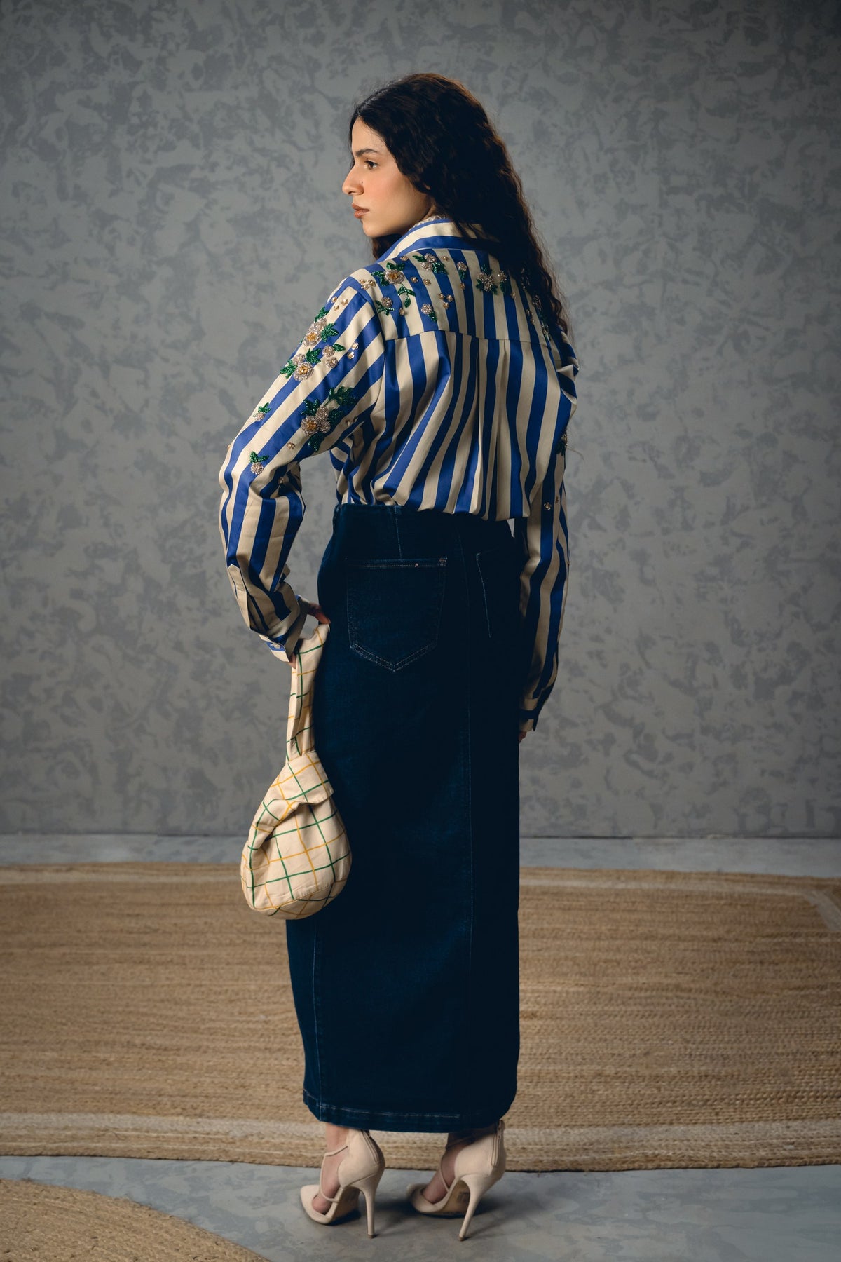 jade shirt in blue, image 5
