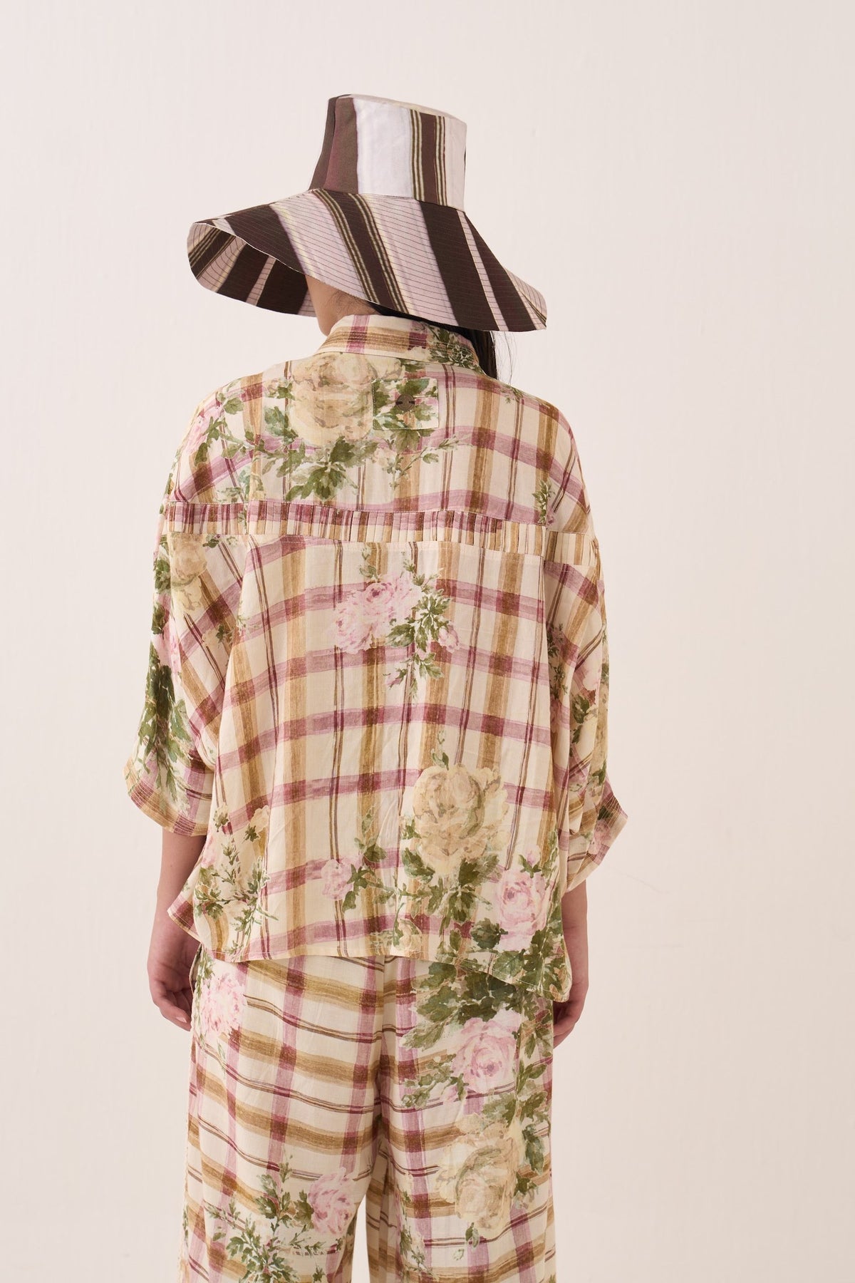 jaali rose pintuck shirt set — image 6