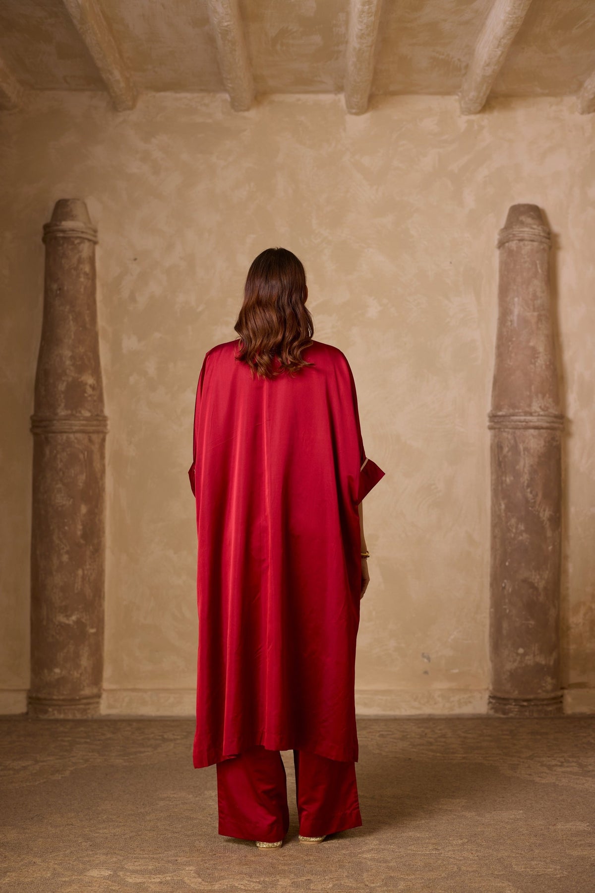 phool kaftan set in red, image 9