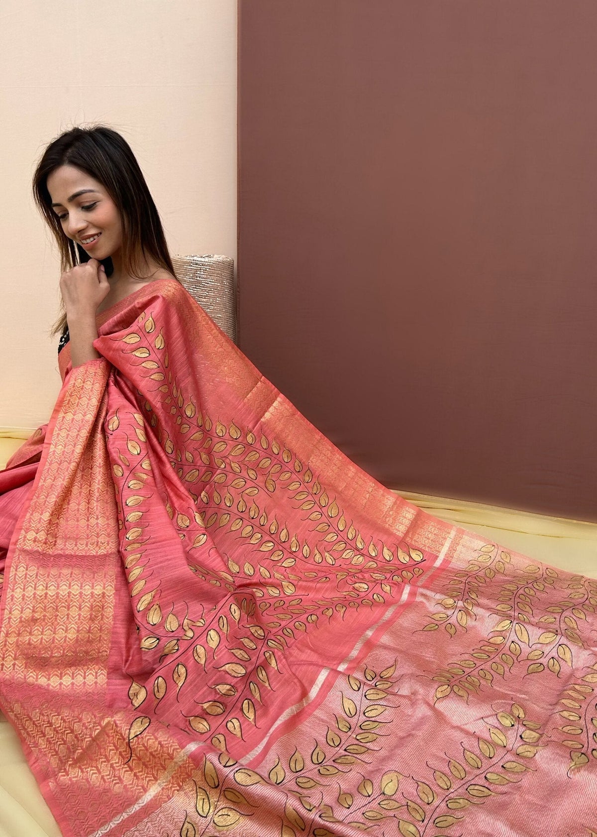gold leaves peach silk saree, image 3