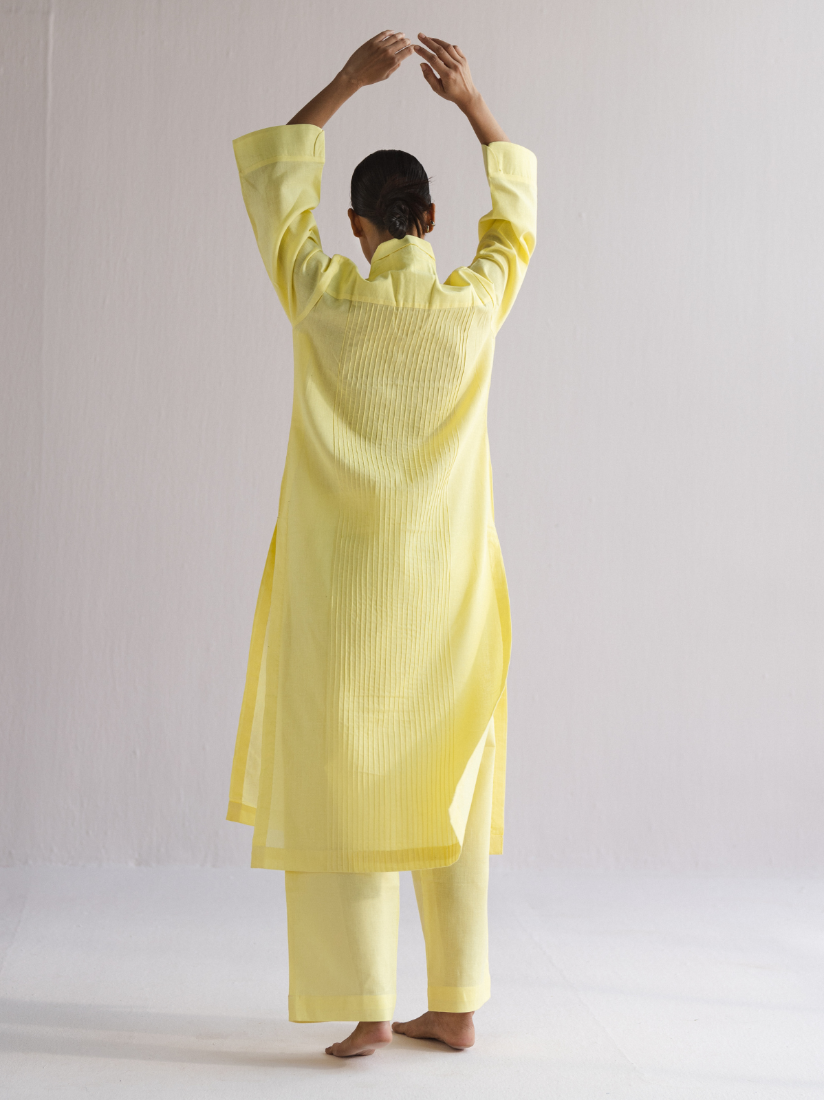 pintuck kurta set — image 6