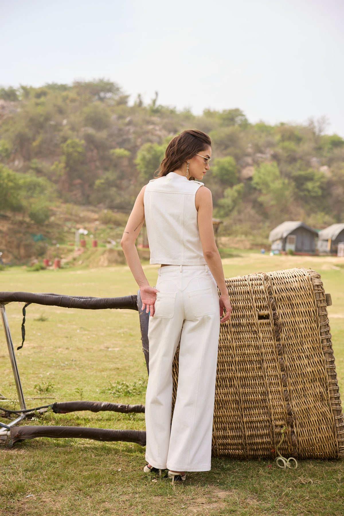 whisper pants — image 3