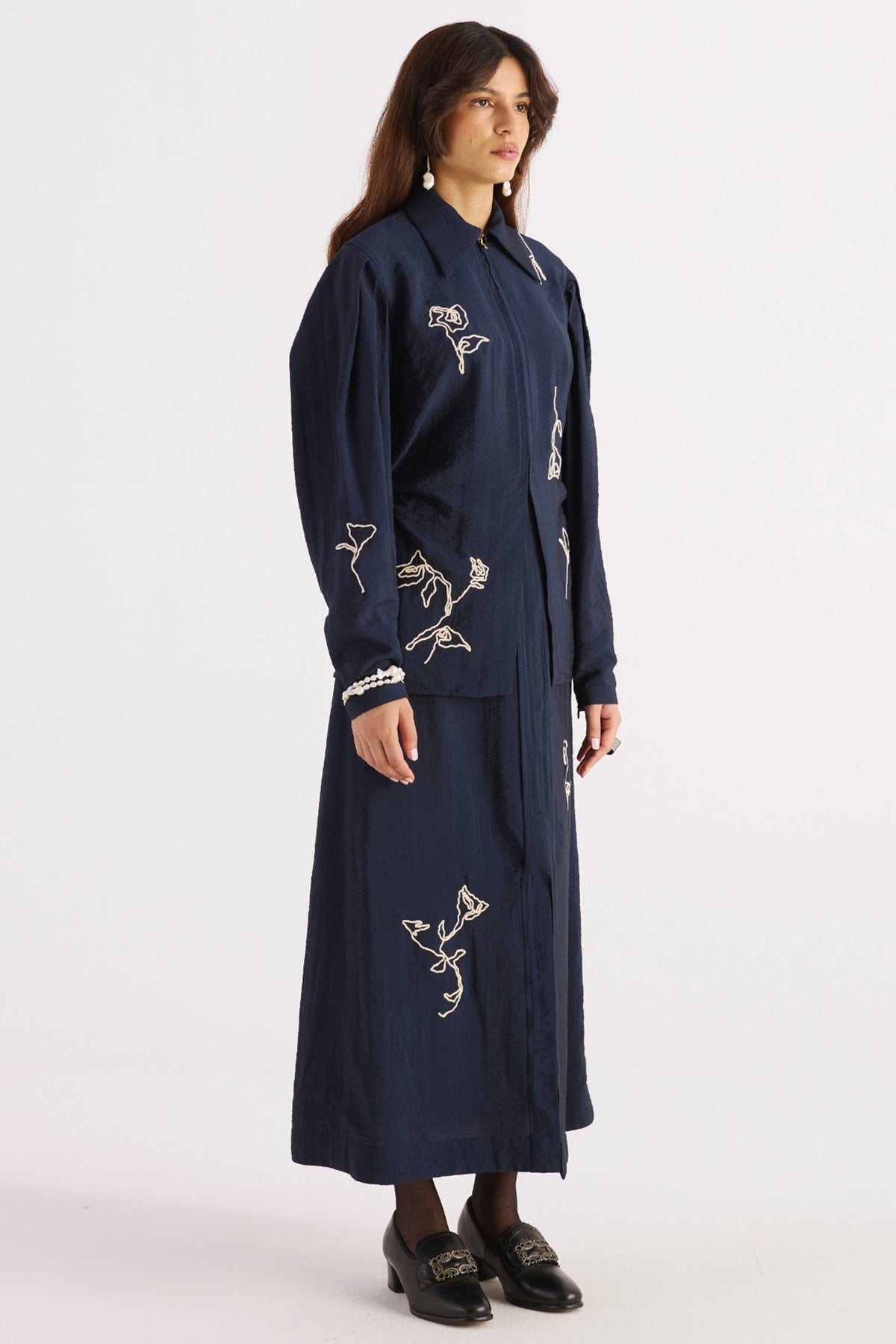 hand embroidered pleated sleeve shirt — image 3