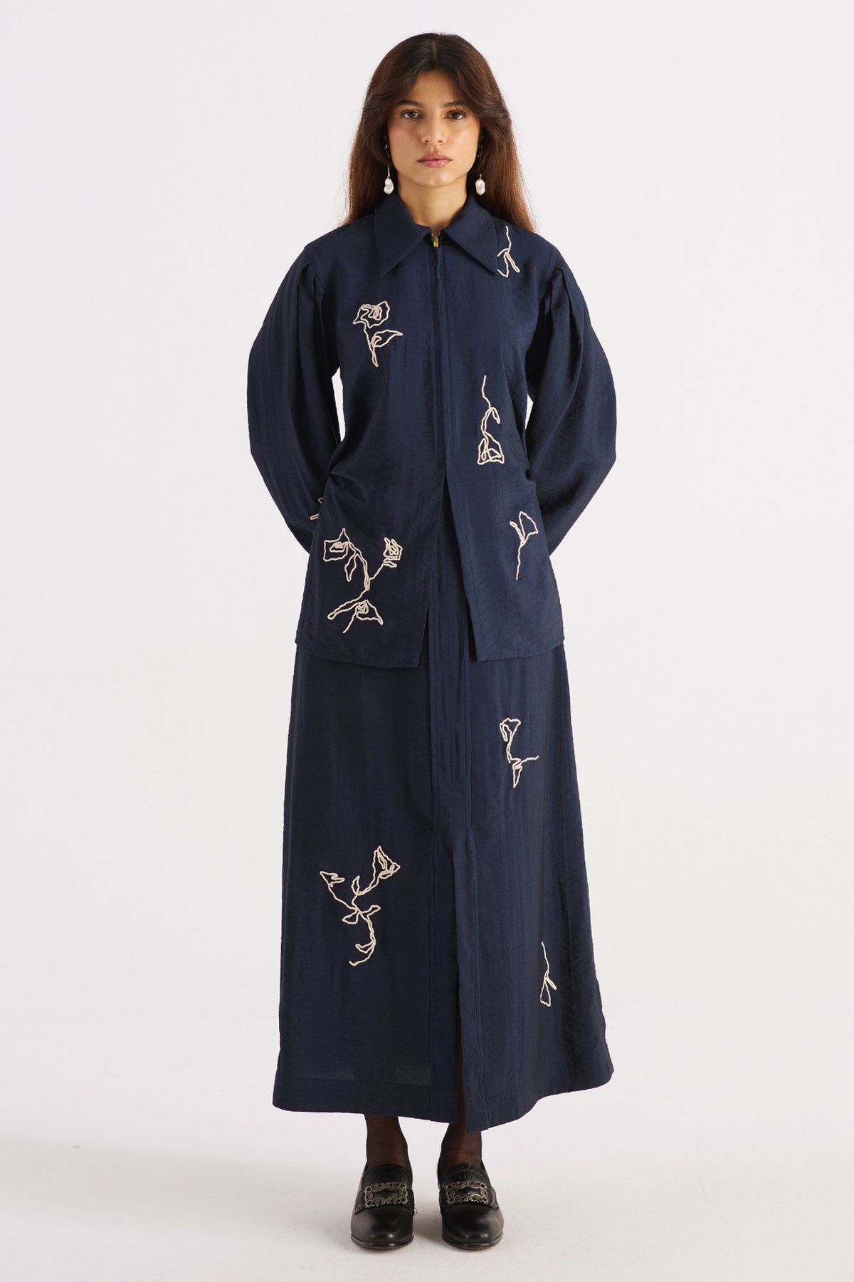 hand embroidered pleated sleeve shirt — image 4