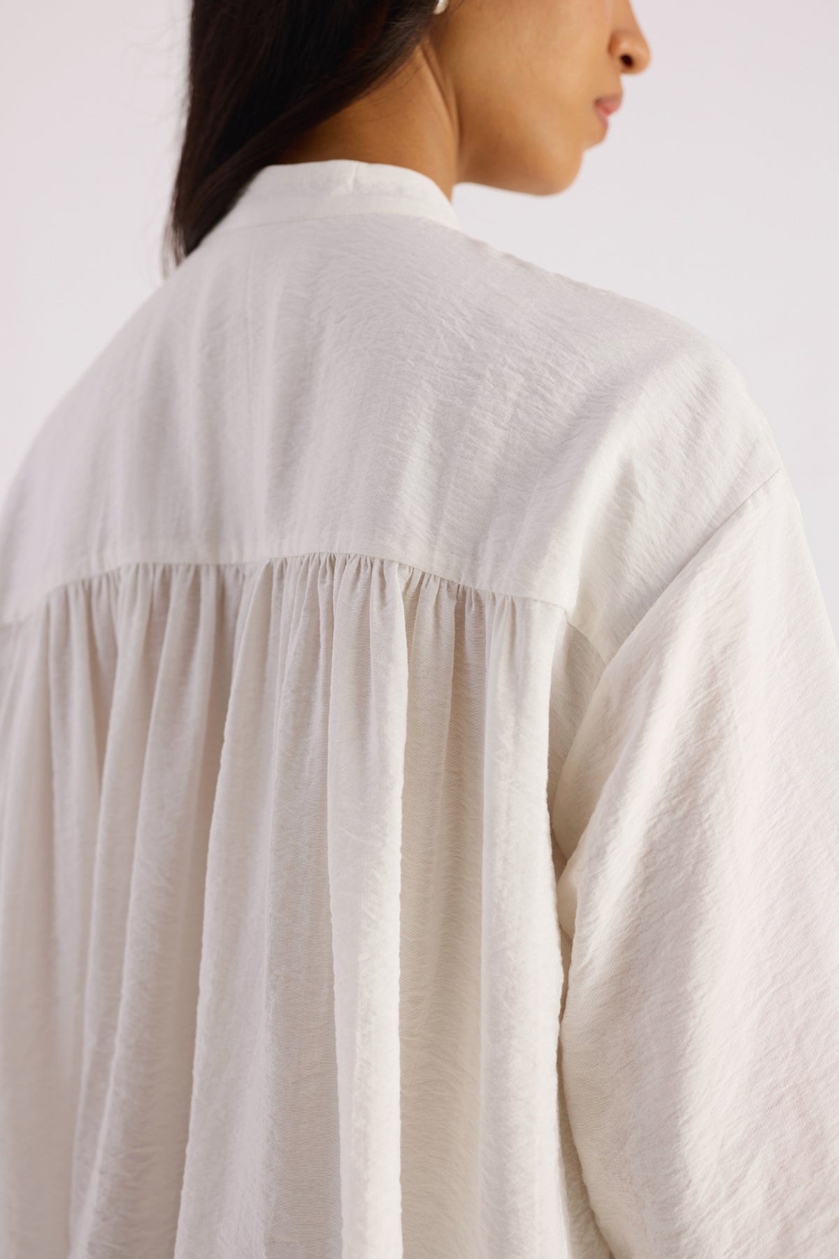 white ruched front cotton shirt — image 4