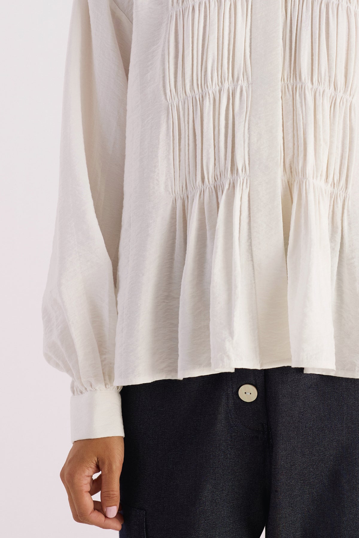 white ruched front cotton shirt — image 5