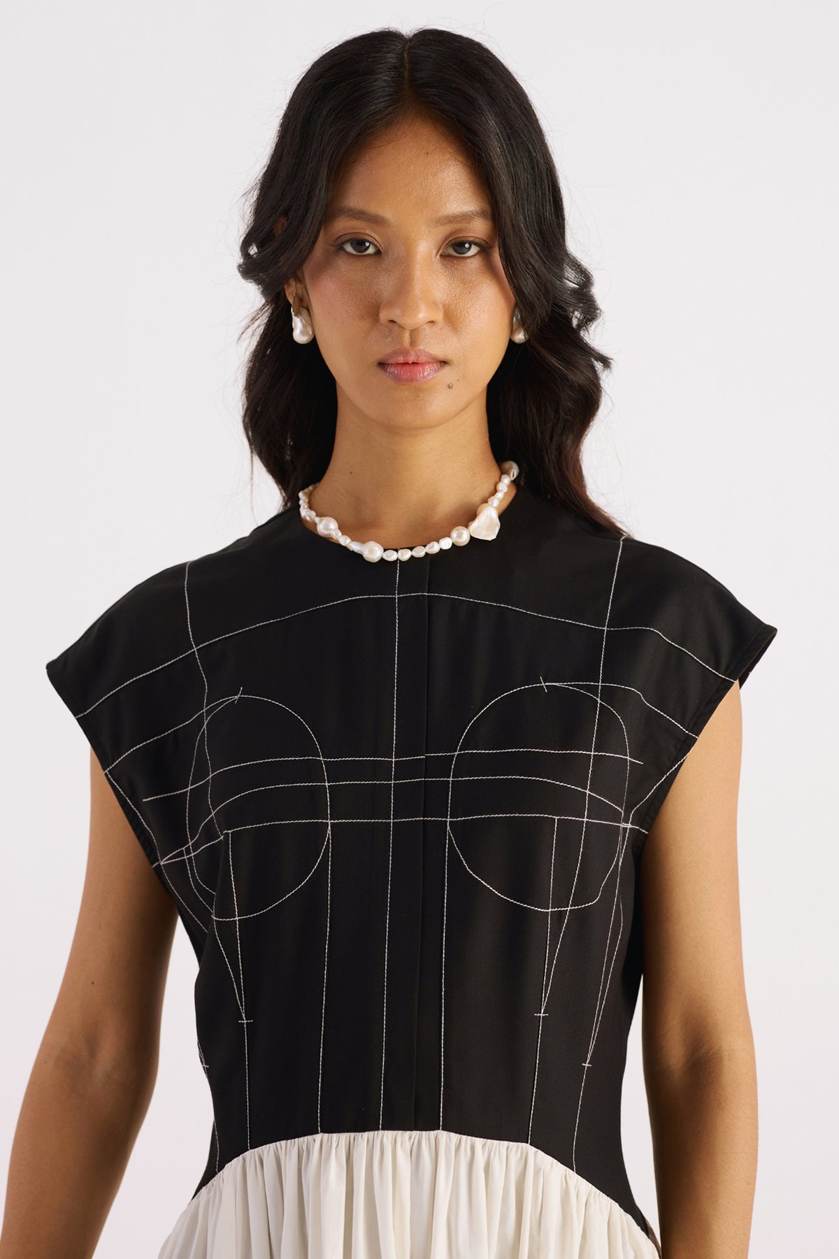 black & white top stitch panel dress — image 4