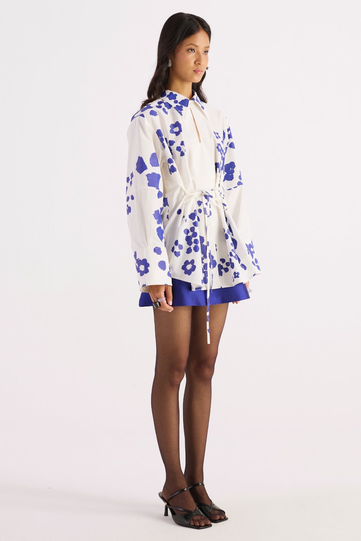 ivory screen print keyhole shirt — image 3