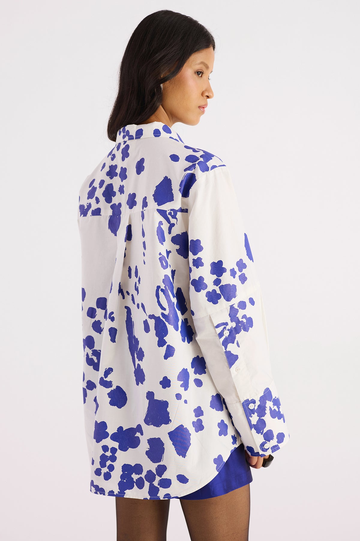 ivory screen print keyhole shirt — image 4