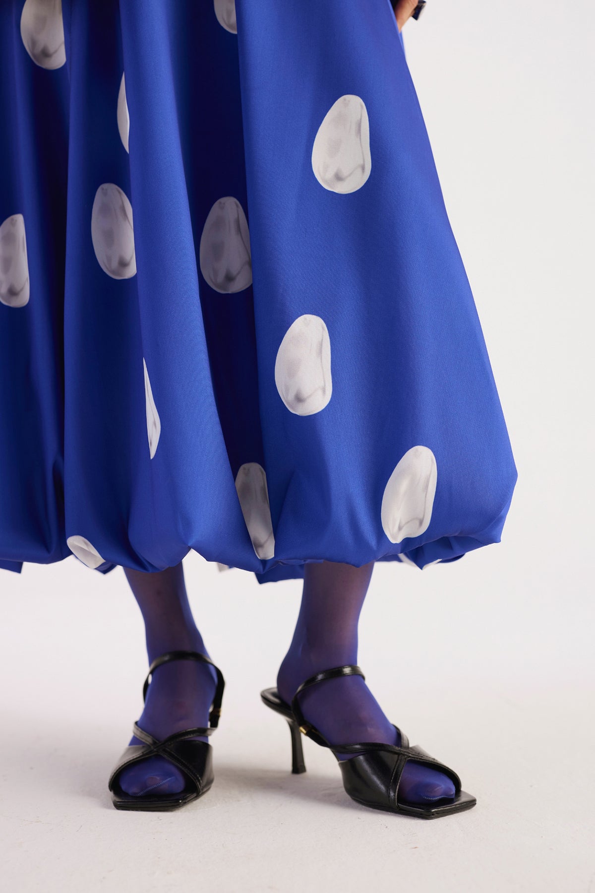 royal blue pearl print balloon hem dress — image 4