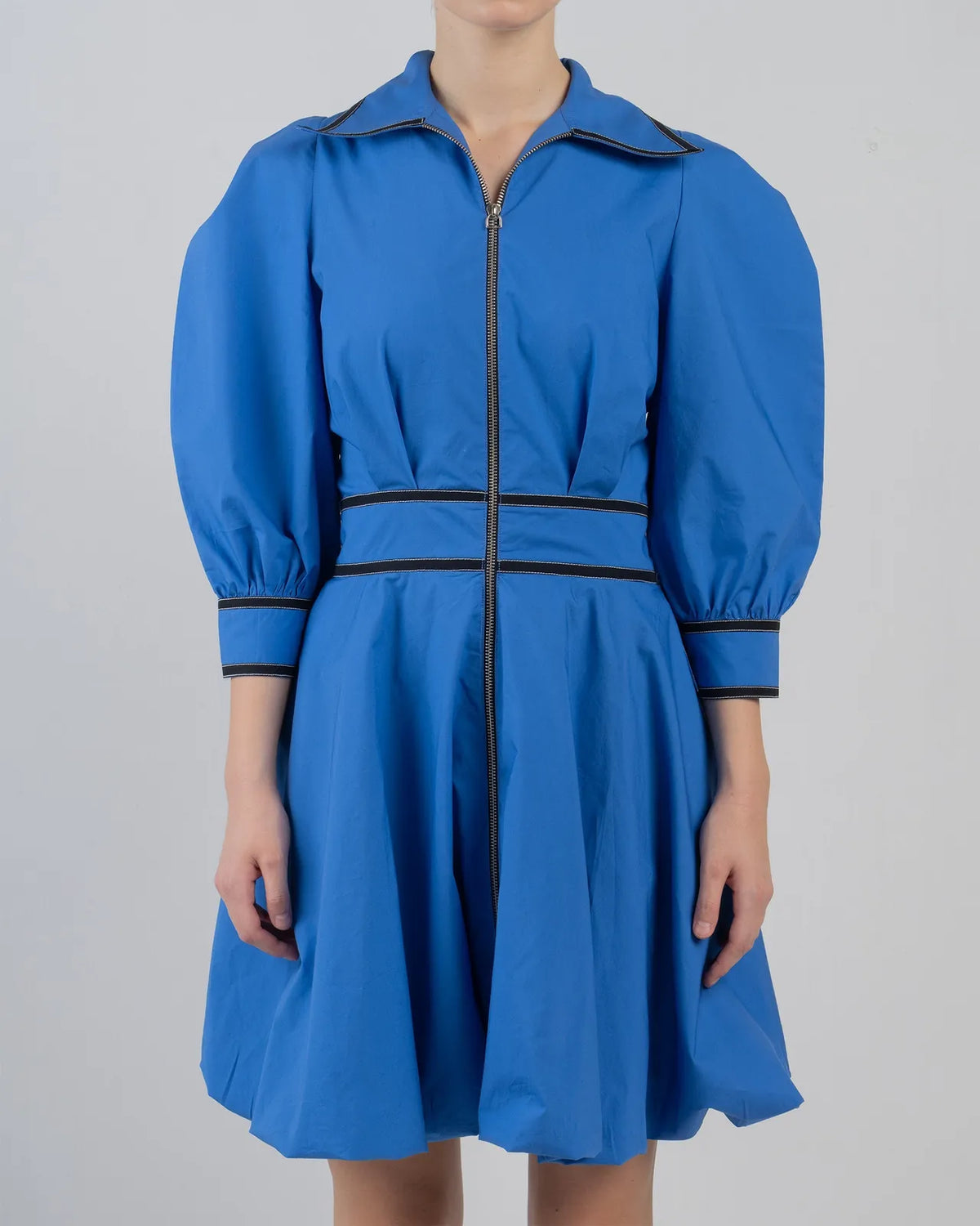 annas dress, image 2