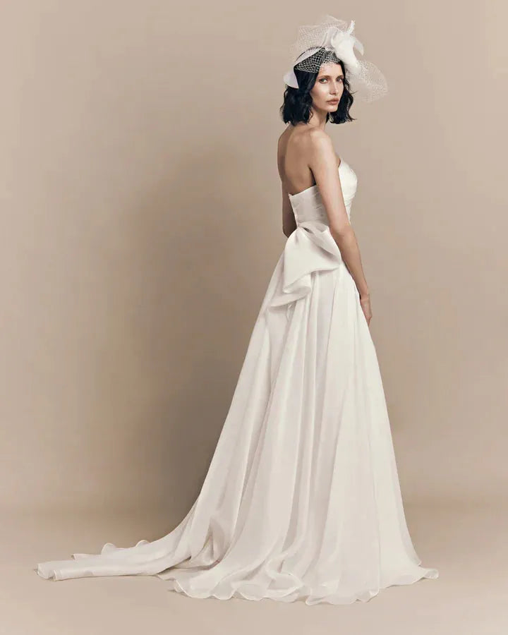 cecile, image 3