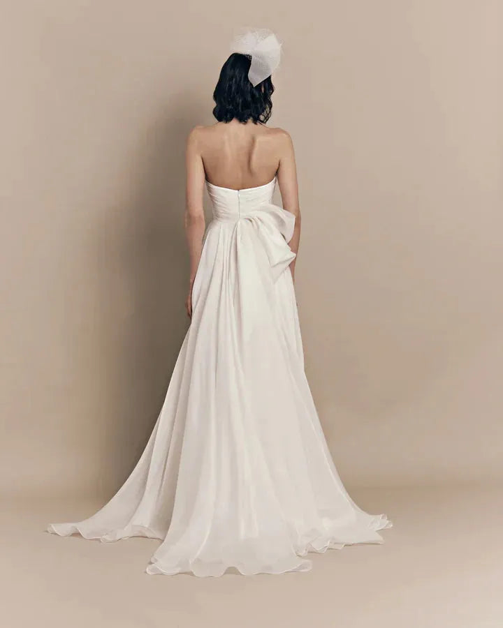 cecile, image 4