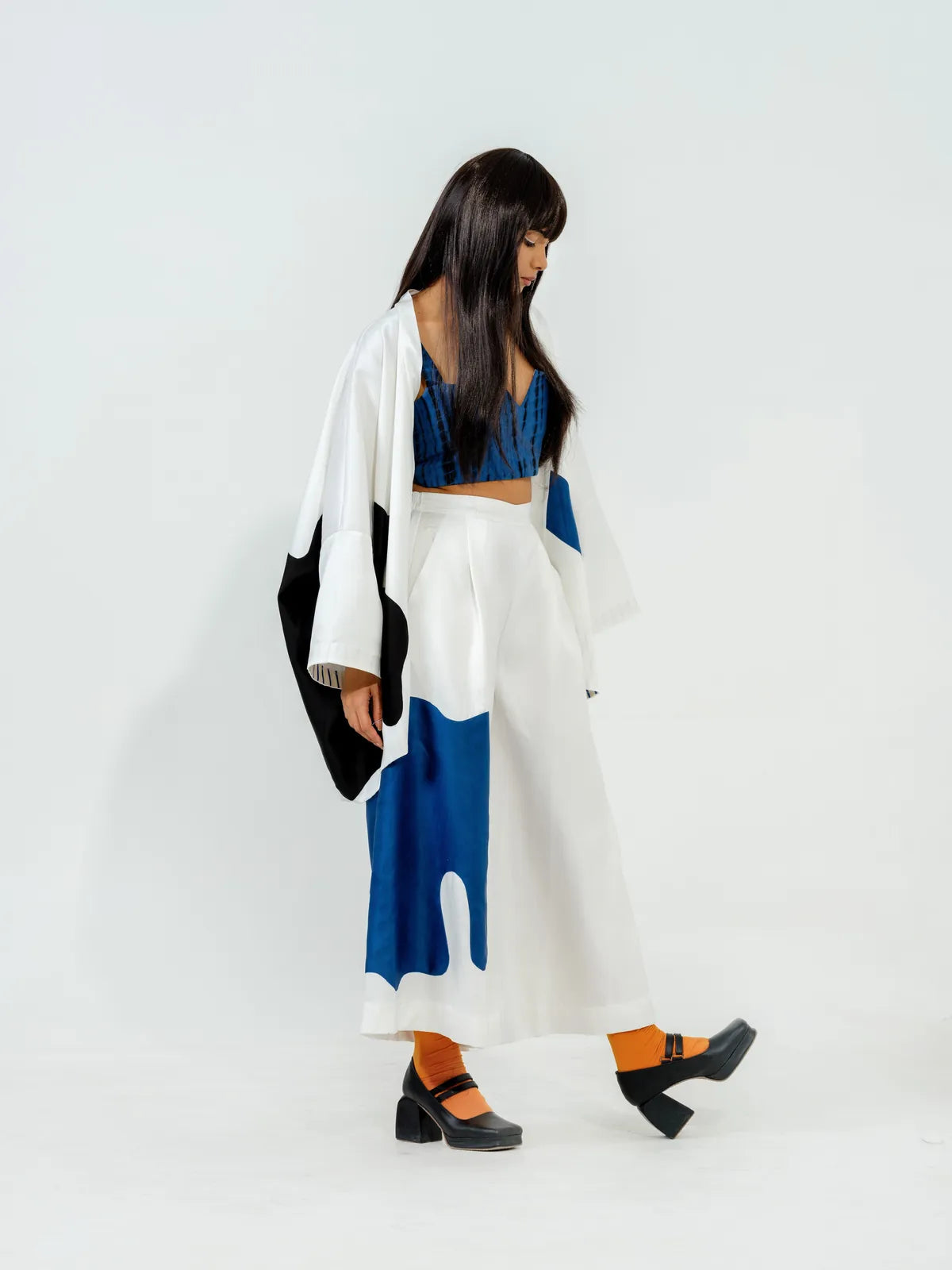 chia set white + black + blue, image 3