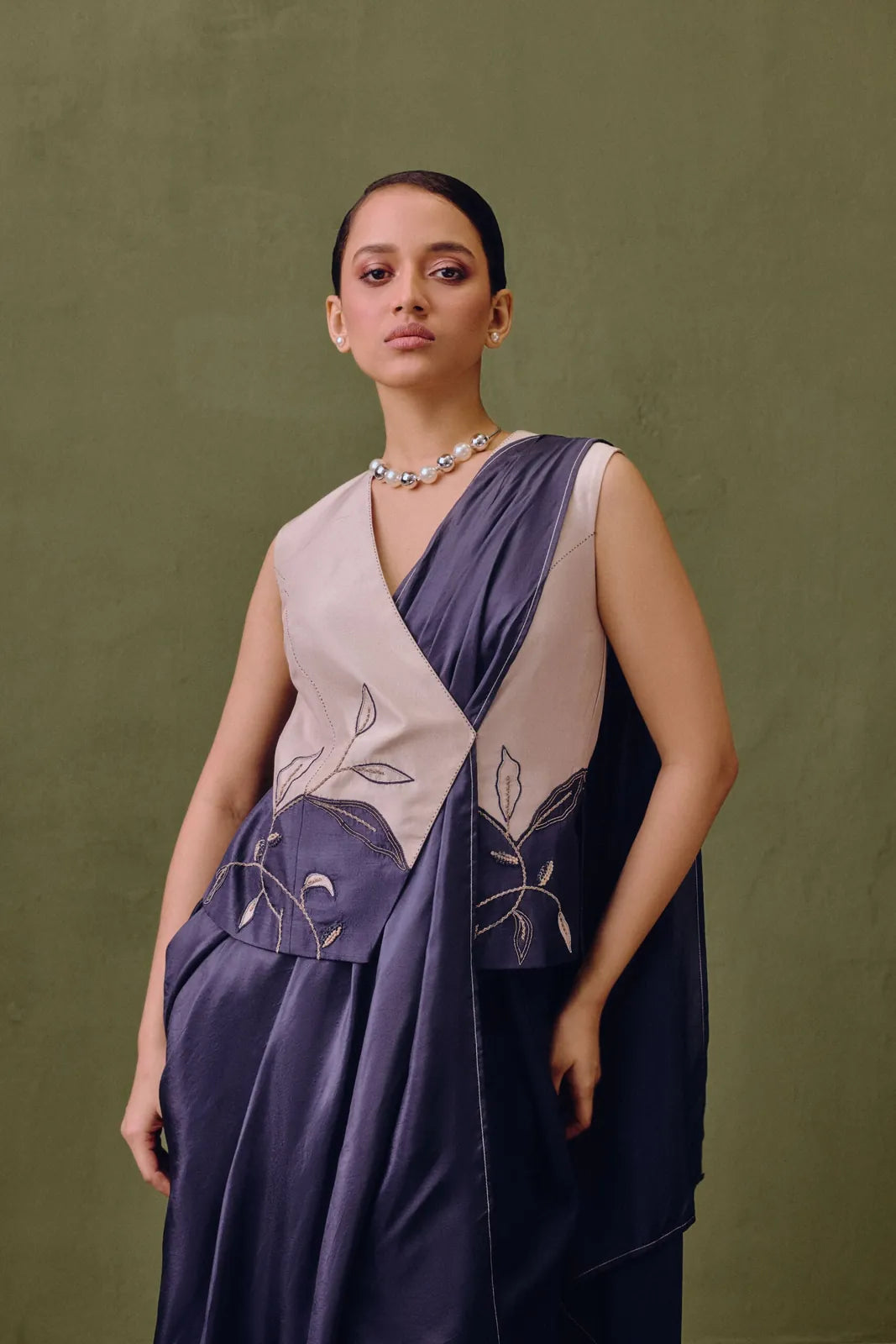 colour block waistcoat set with dupatta, image 2