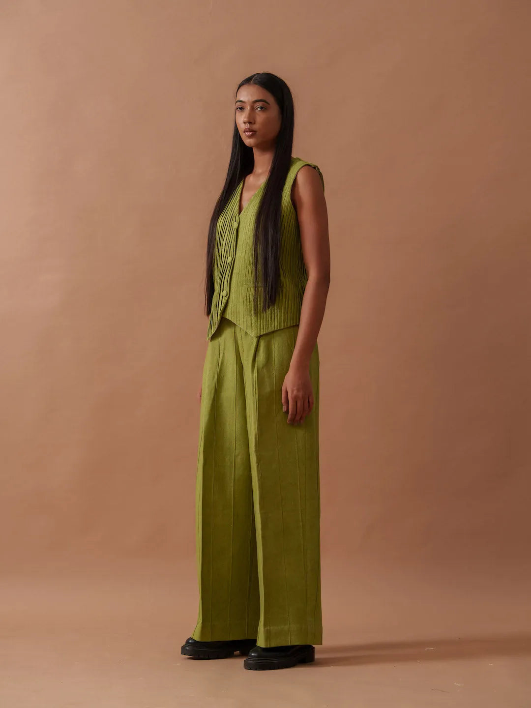 sunflower vest | forest green, image 3