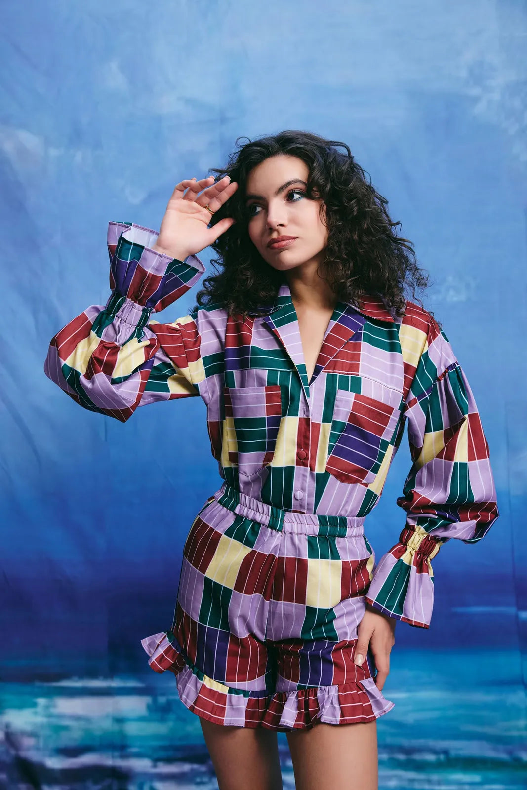 coral shirt, image 3