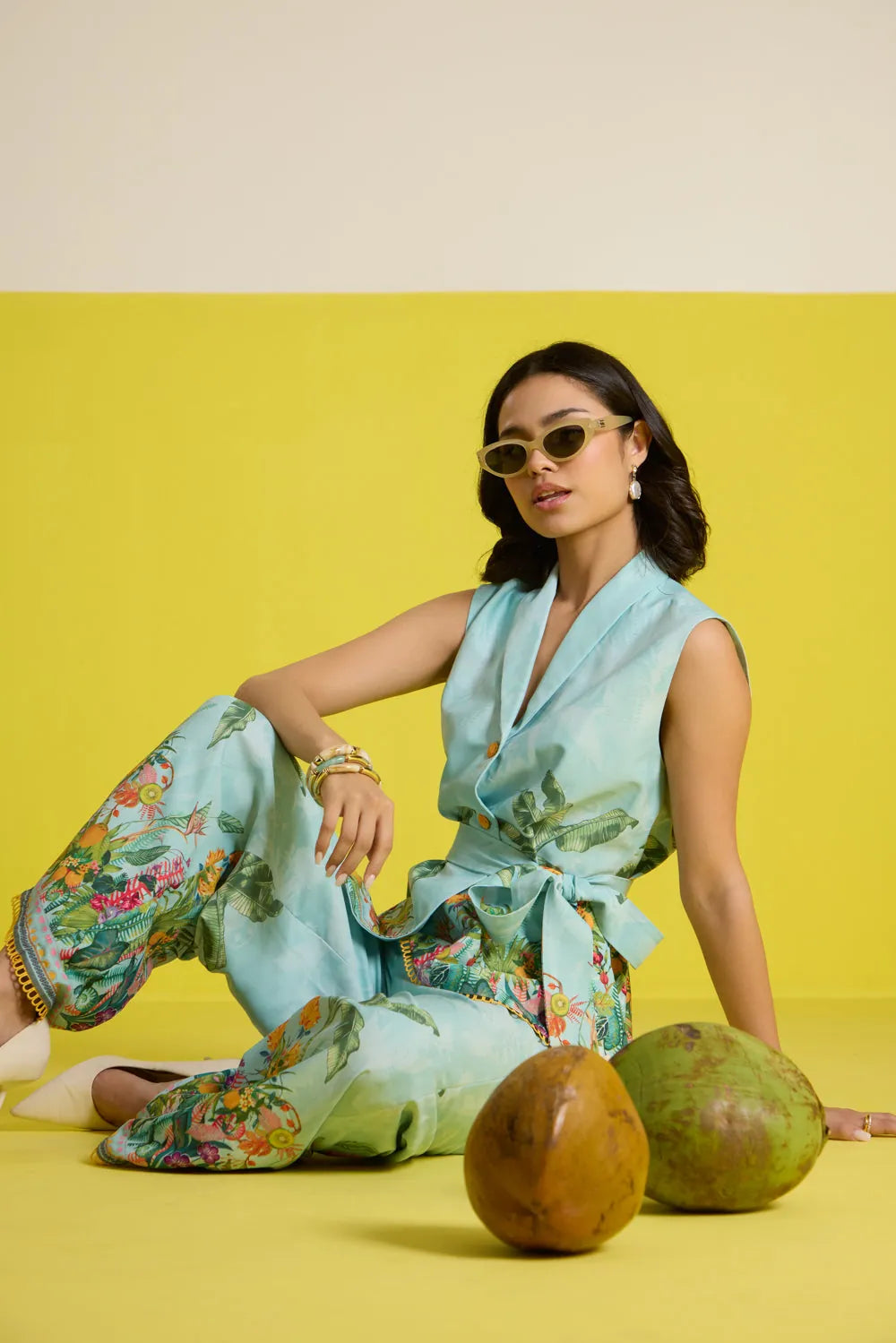 costabella vest co-ord set, image 2